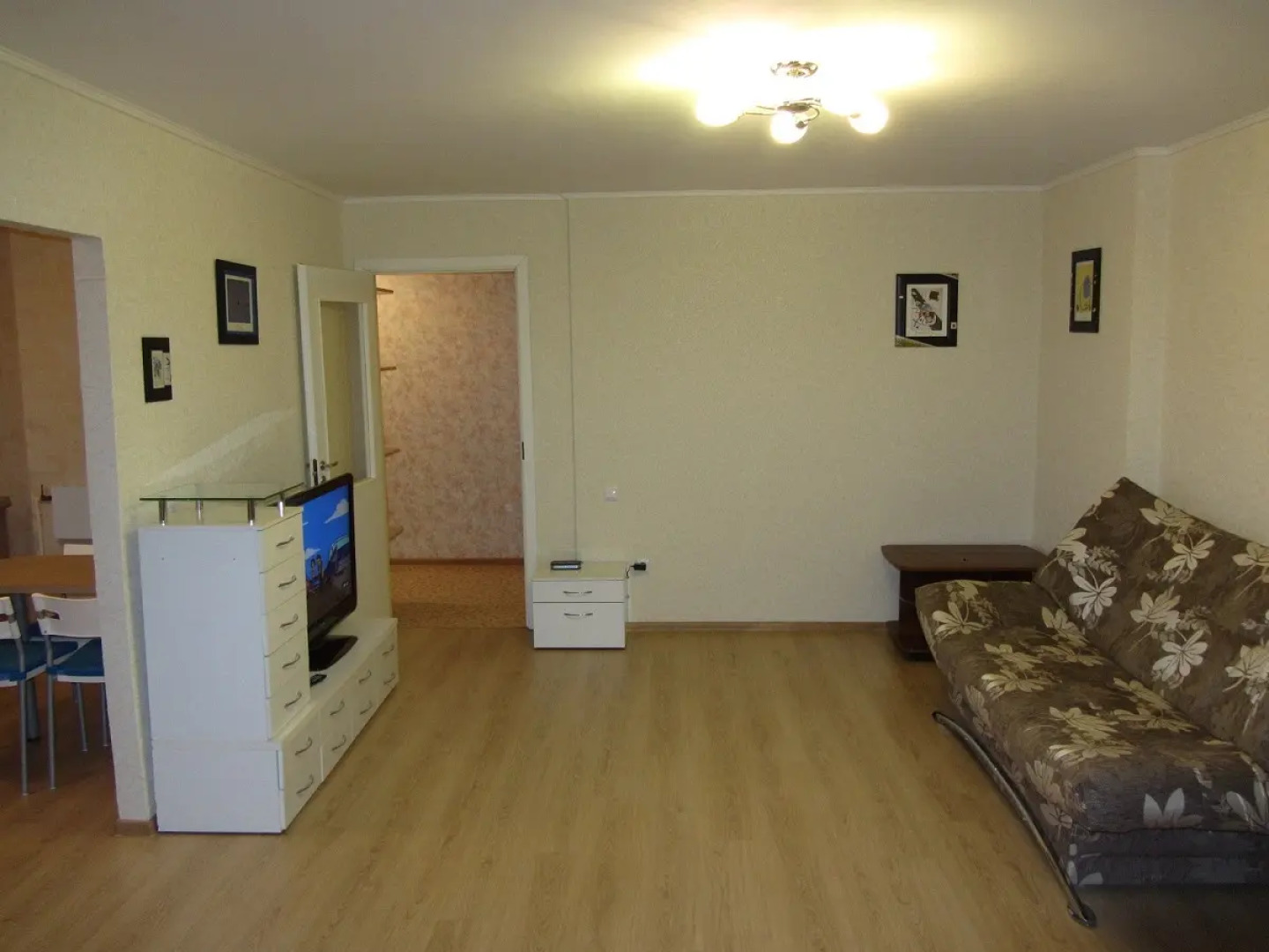 Квартира студия на Революционной 72