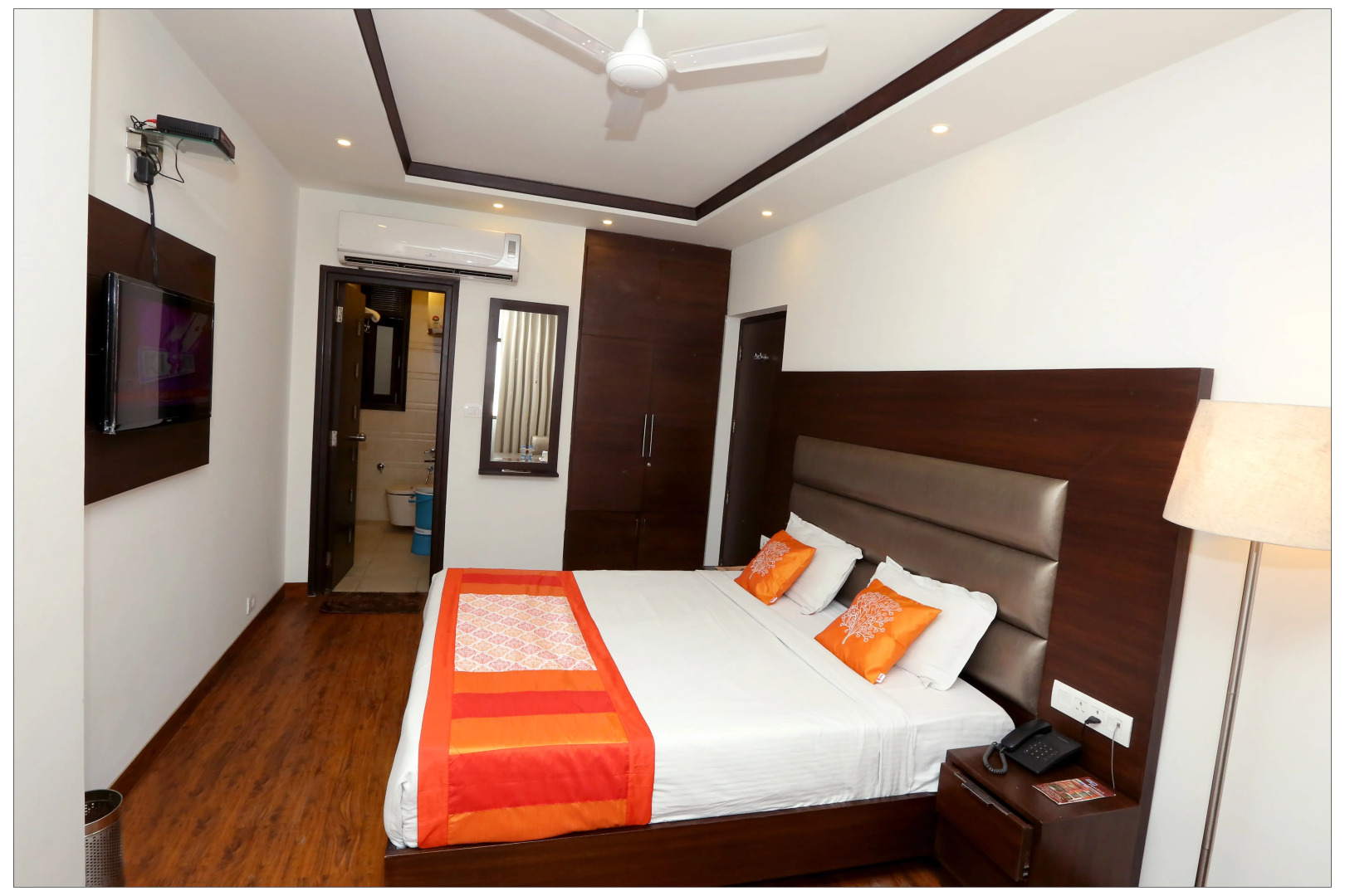 Отель The R Blues