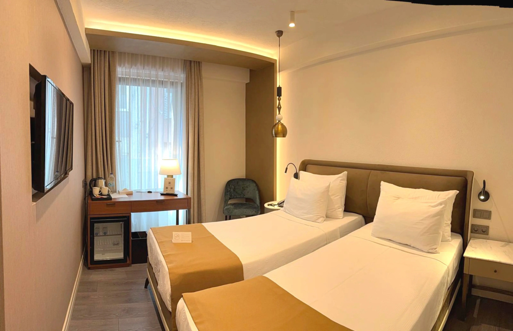 Smart and Simple Hotel Karakoy