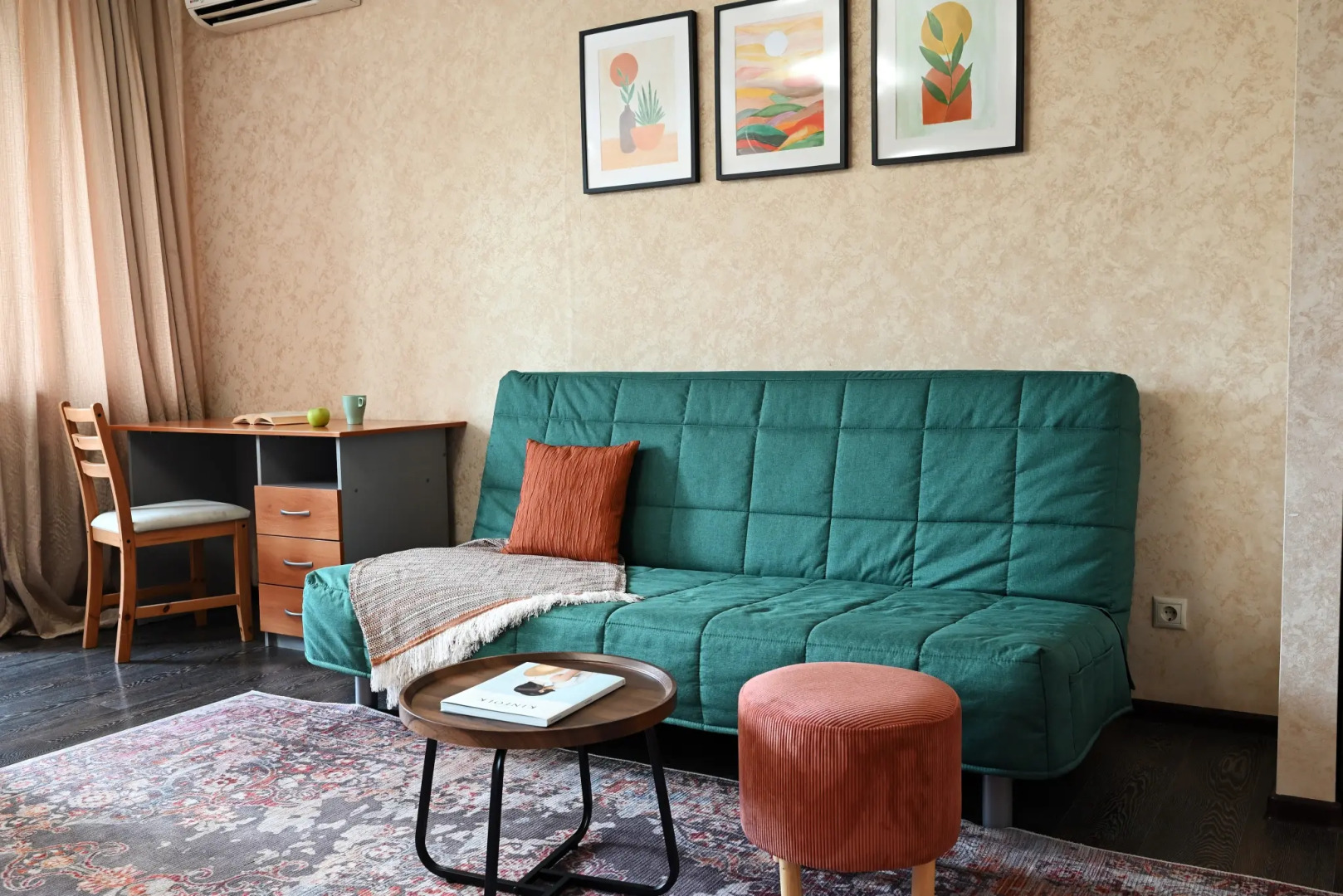 Апартаменты студия в центре ЖК Clover hose