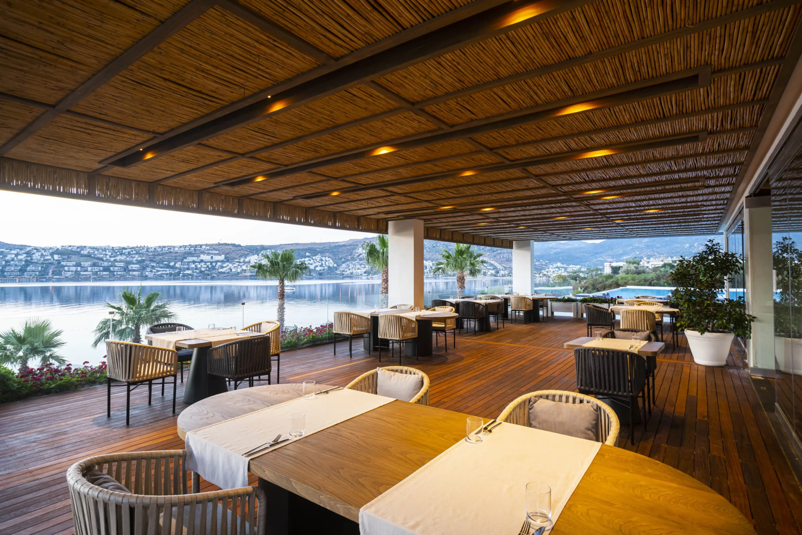 Отель Cape Bodrum Luxury Hotel & Beach