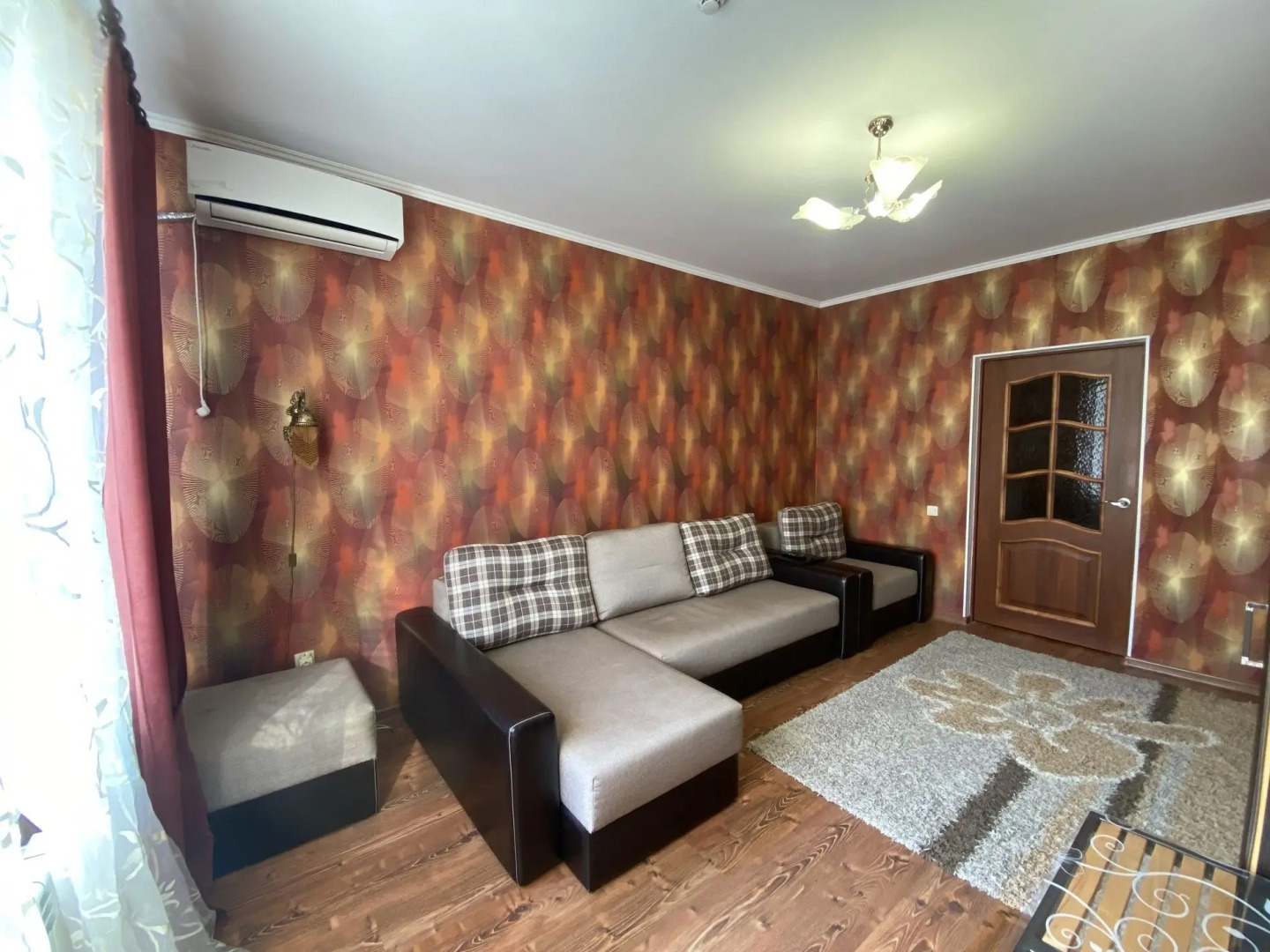 Апартаменты 272 Двухкомнатные Циолковского 13Б