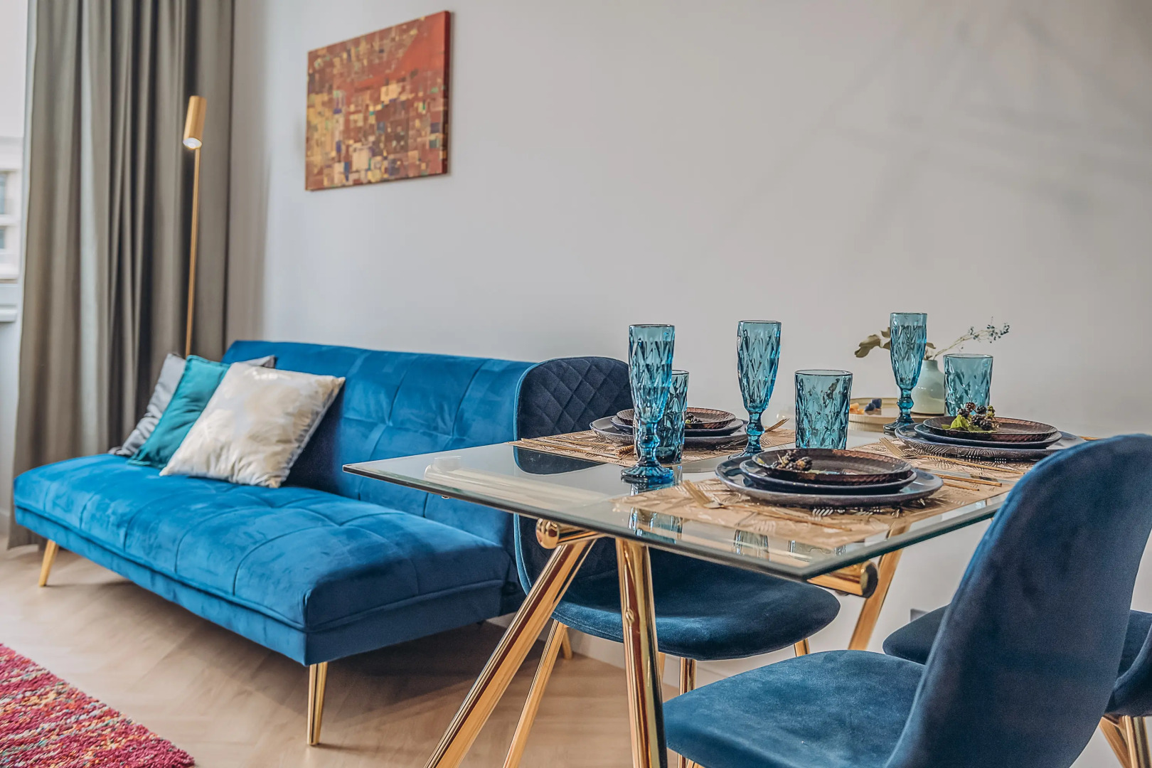 Апартаменты Дизайнерские апартаменты в 2 минутах от моря