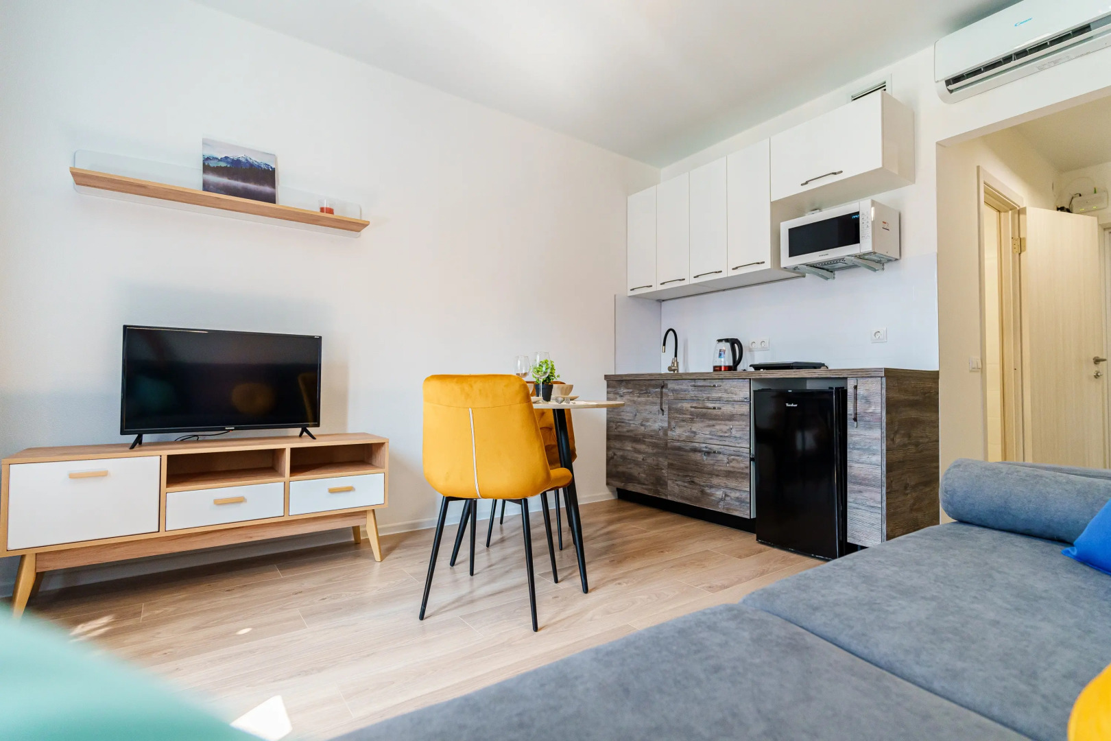 Апартаменты ЖК комфорт-класса Черноморский - 2 от LetoApart