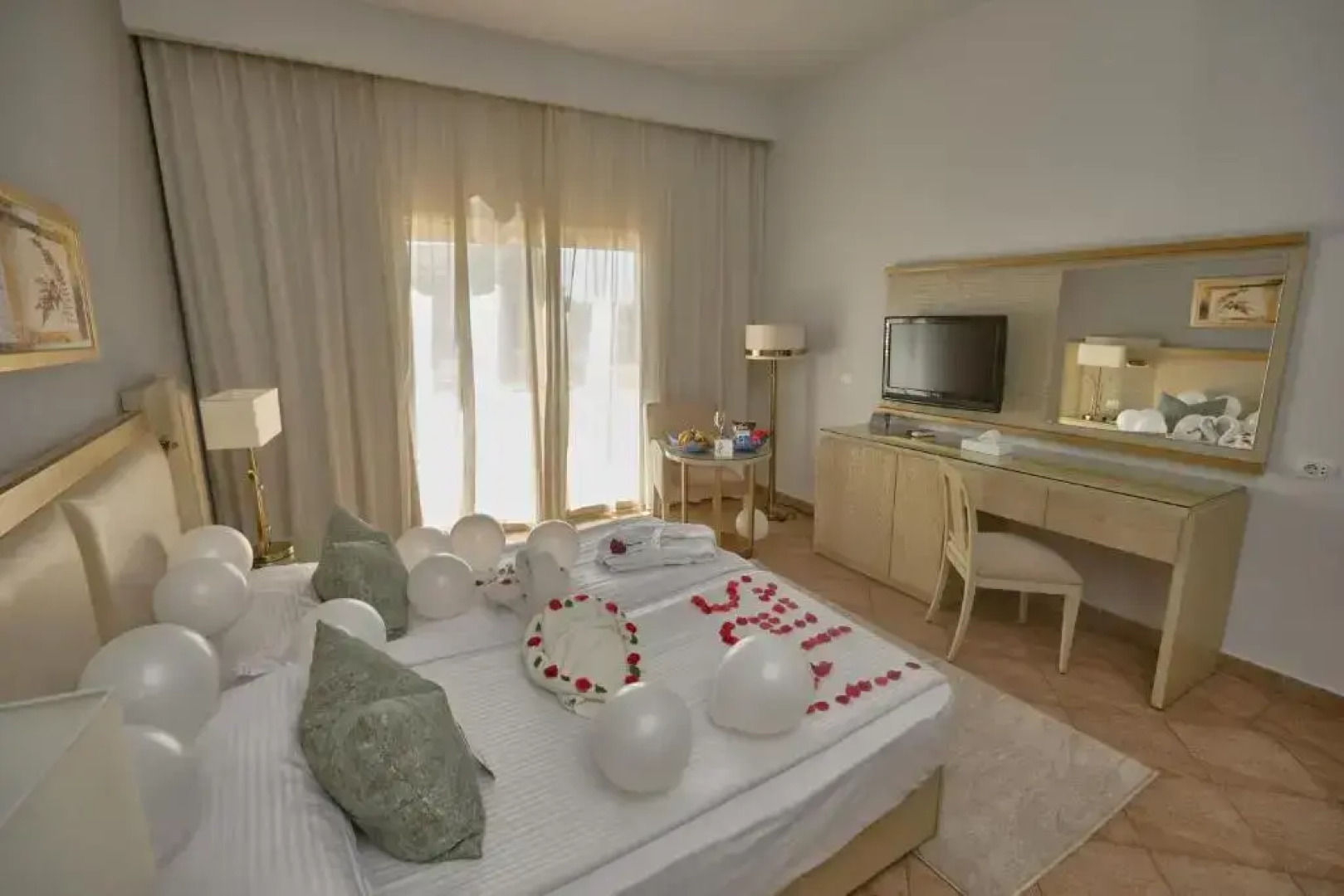 Swiss Inn • Pyramids Golf Resort