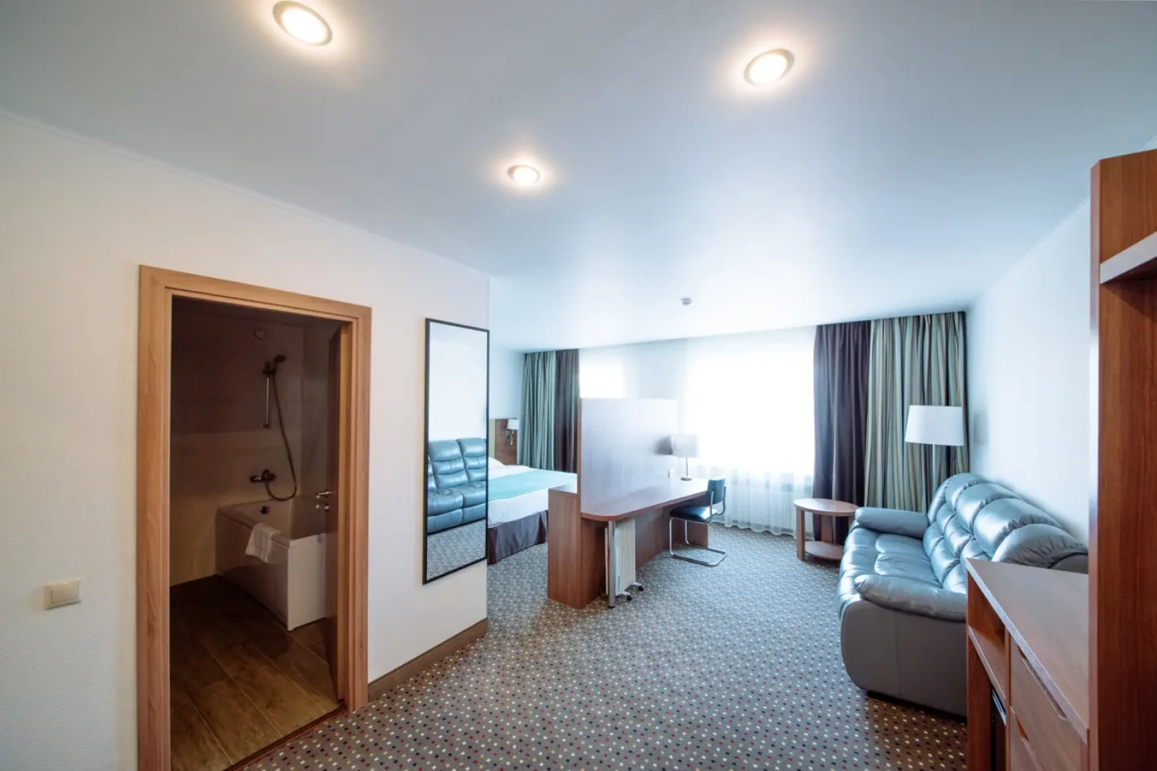 Отель Аурум