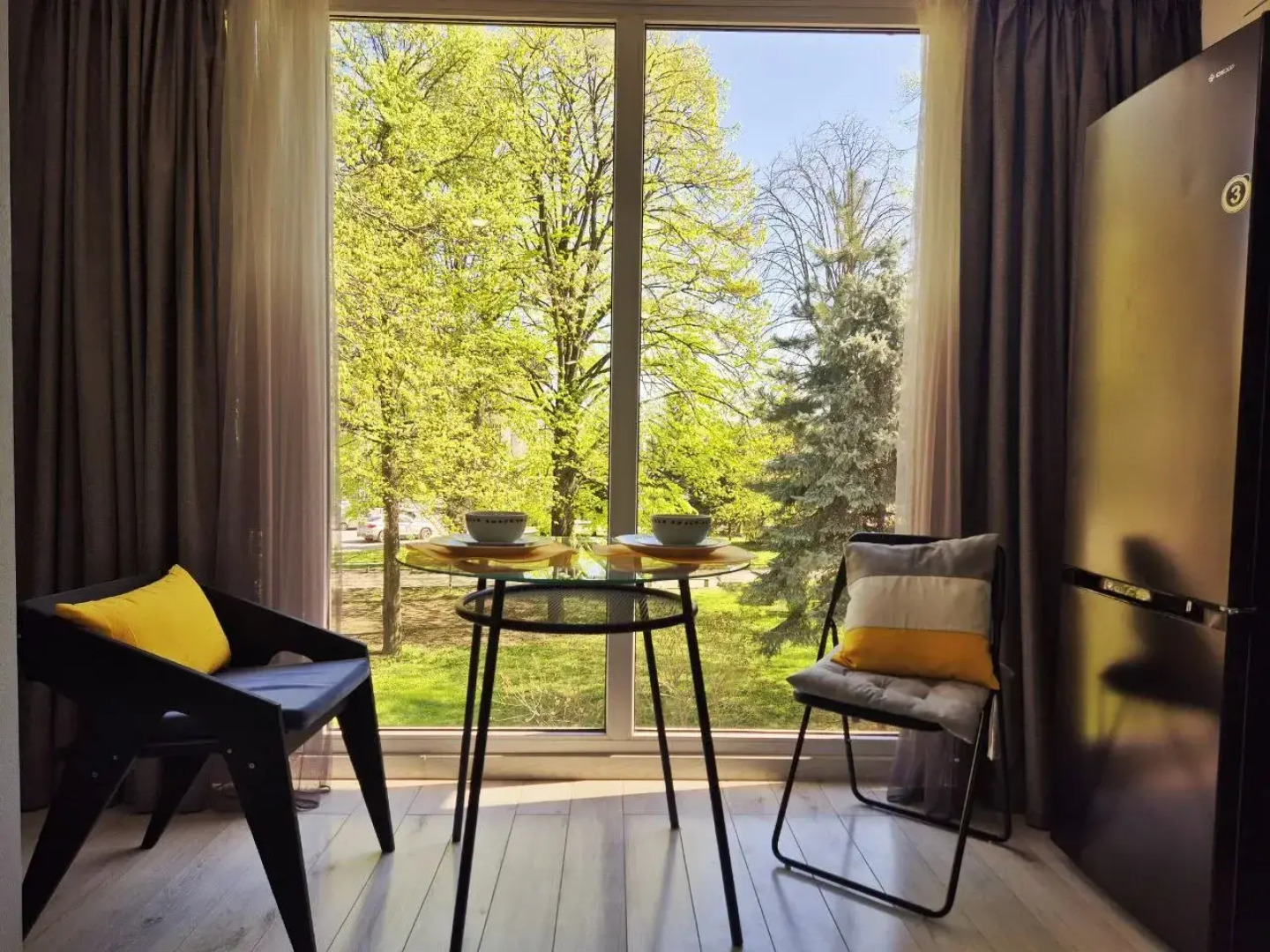 Квартира однокомнатная с панорамным видом на сквер