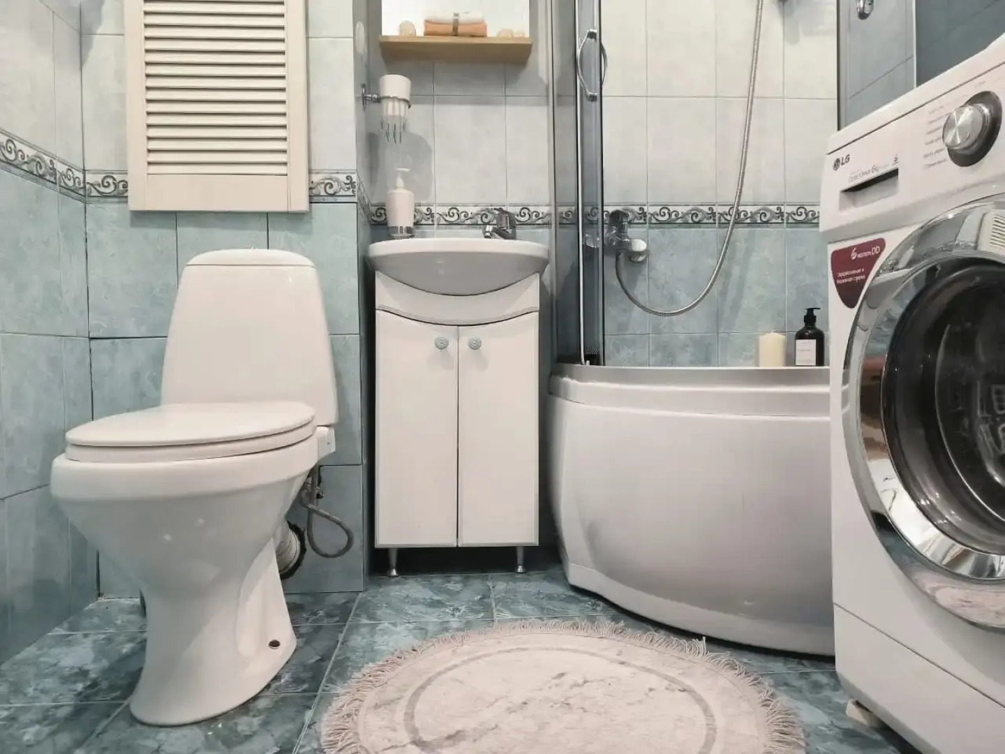 Уютные апартаменты Lora Home на Пражской