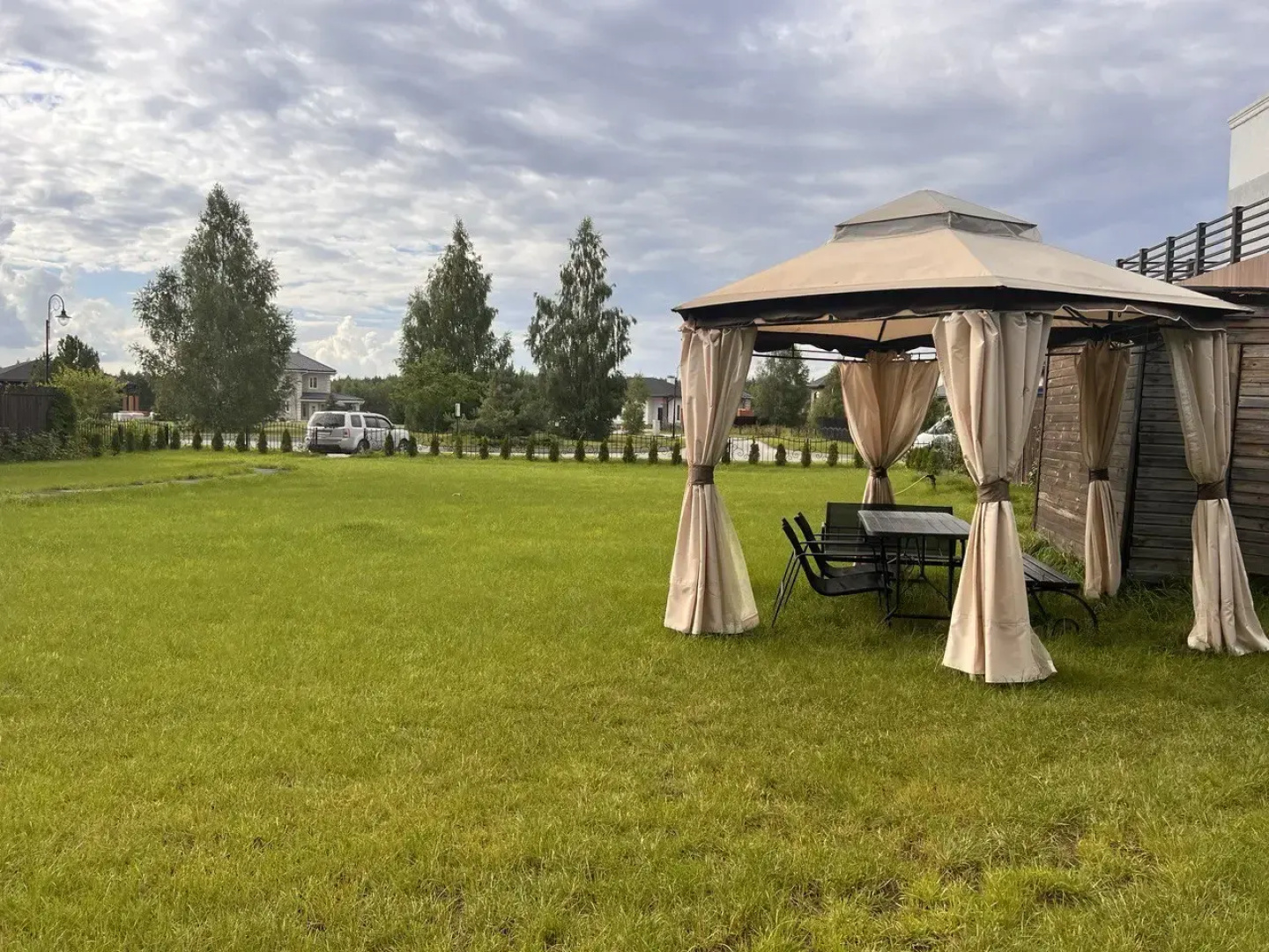 Частный дом с баней