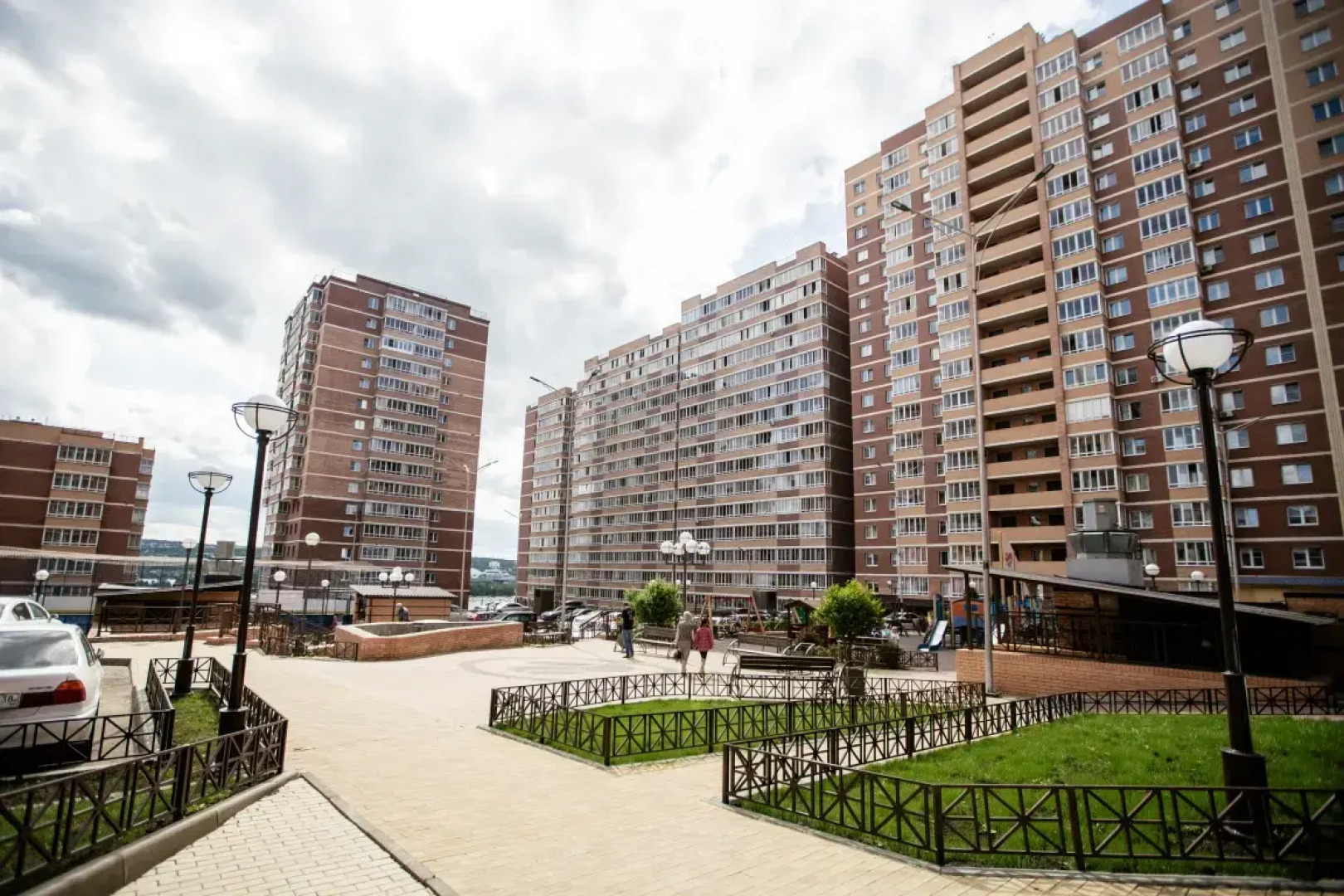 Апартаменты На Семена Лагоды (1)