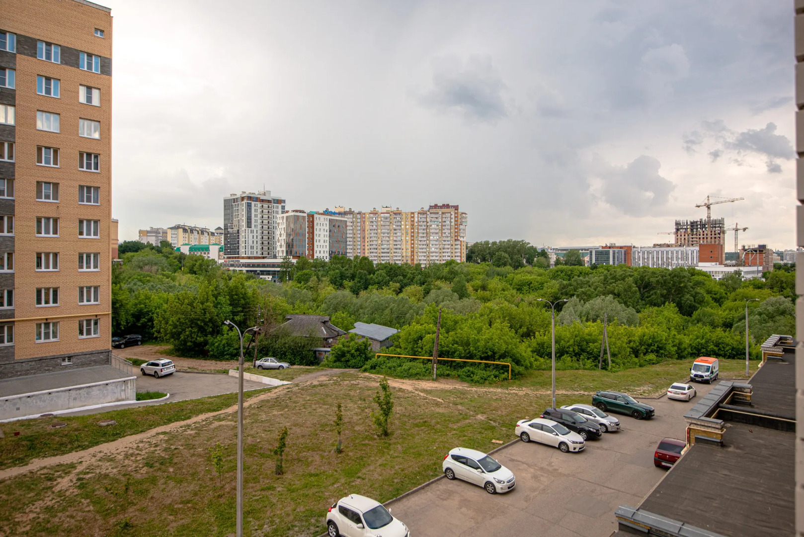 Квартира 2-к просторная в центре на Н.Смирнова 7 от RentAp, 6 сп.мест