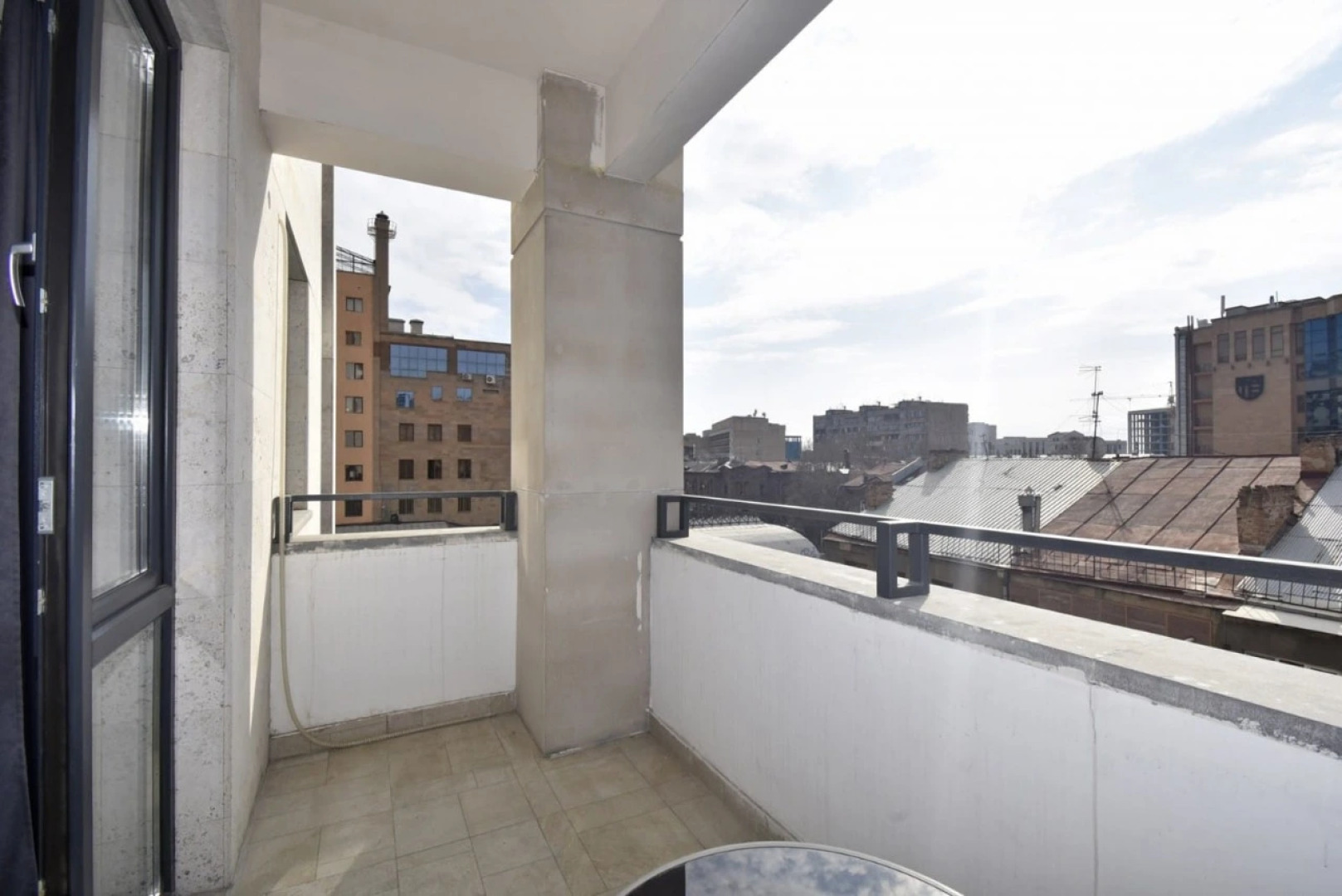 Апартаменты RentInnYerevan 16 Yeznik Koghbatsi Street