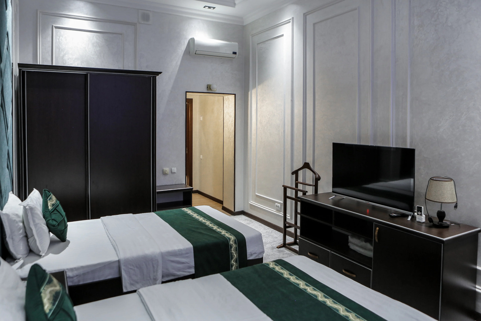 Отель Ширин Плаза