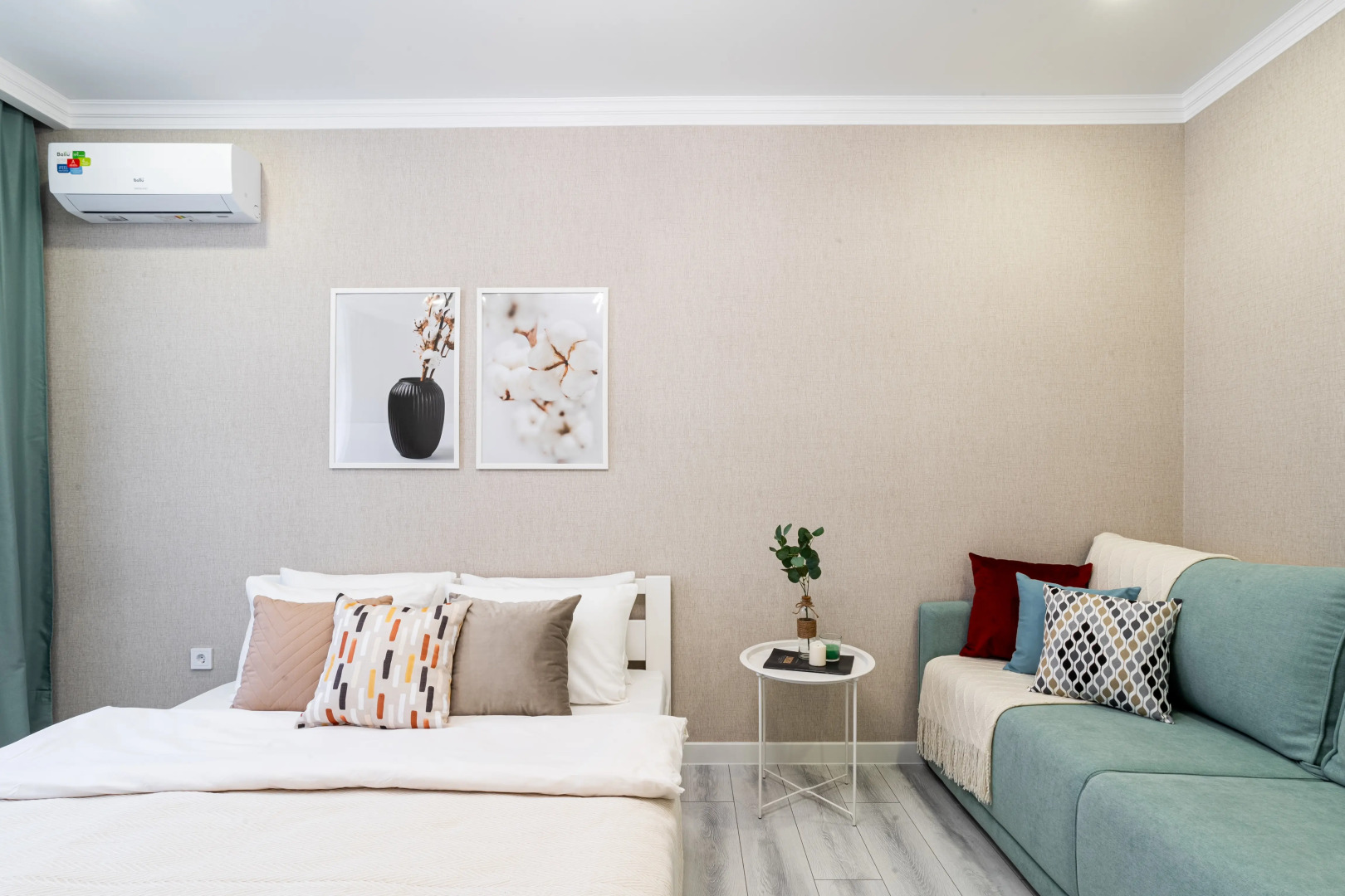 Квартира Апарт-Отелика шикарная двушка в 2х шагах от парка Галицкого