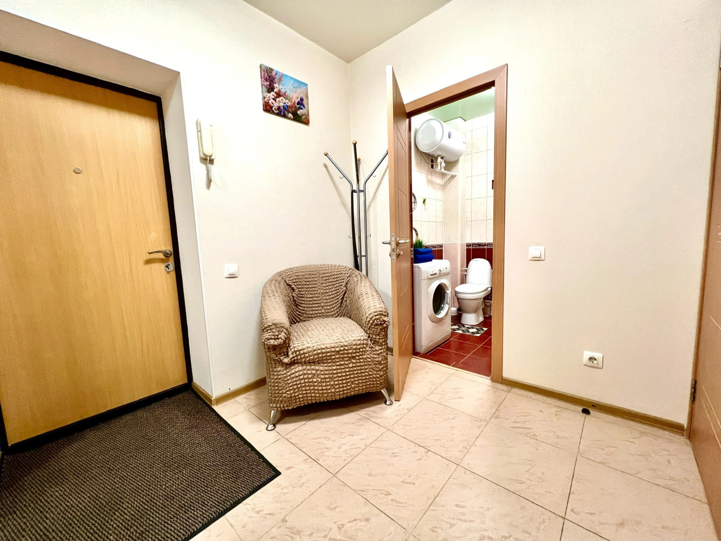 Уютные Апартаменты в Центре Города рядом с пл. Куйбышева (ул. Галактионовская 106А)