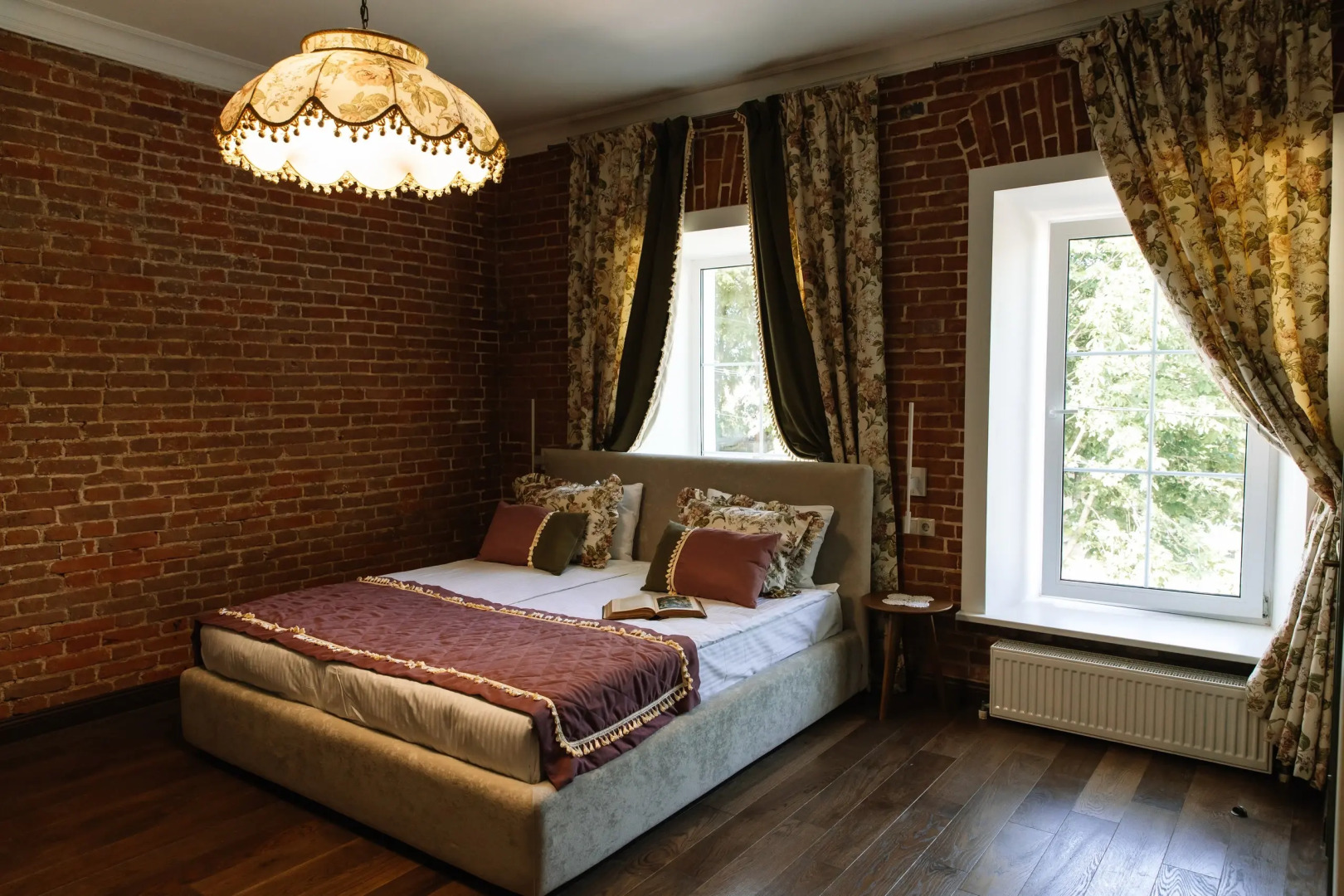 Отель Красный Угол