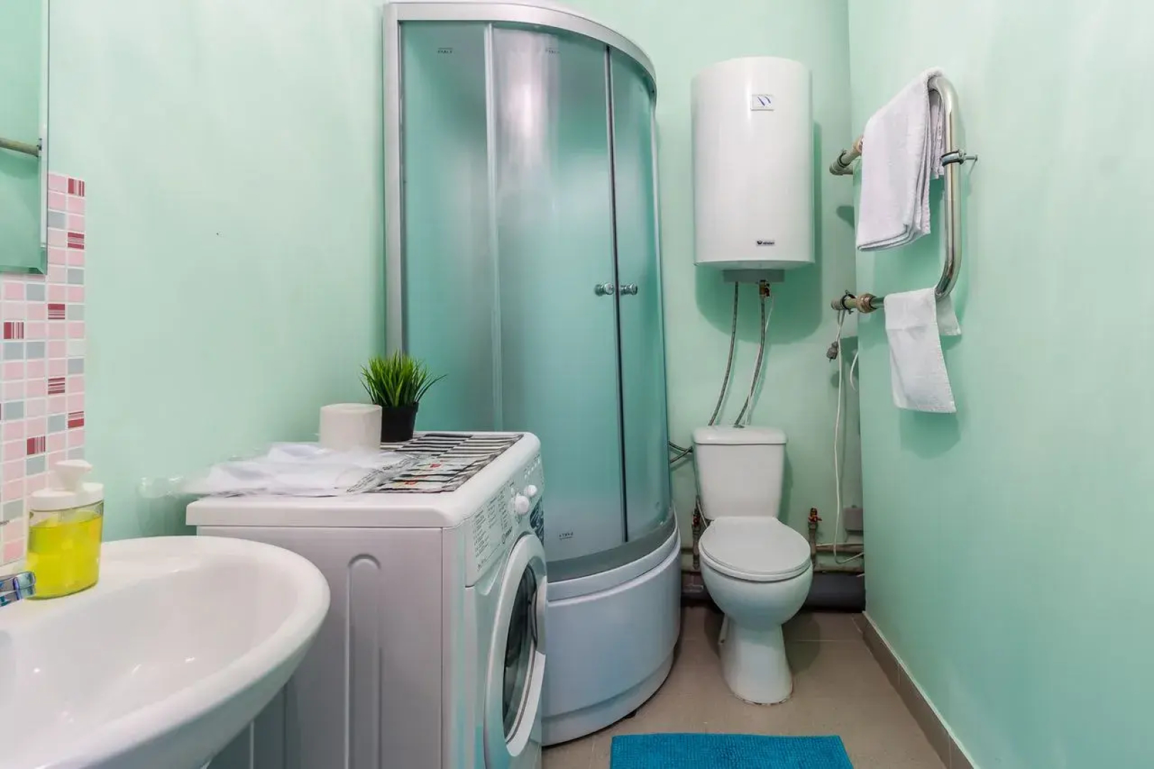 Апартаменты KvartalApartments Конотопская 4