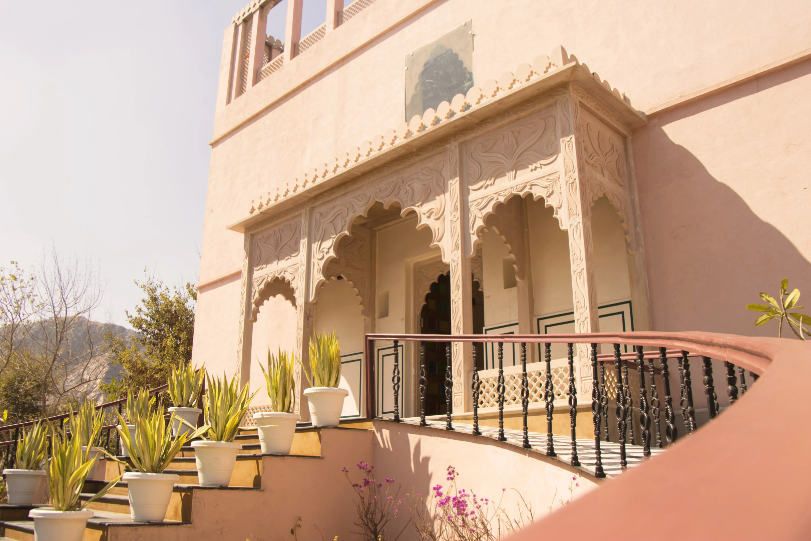 Отель Eco Dera Chandsen