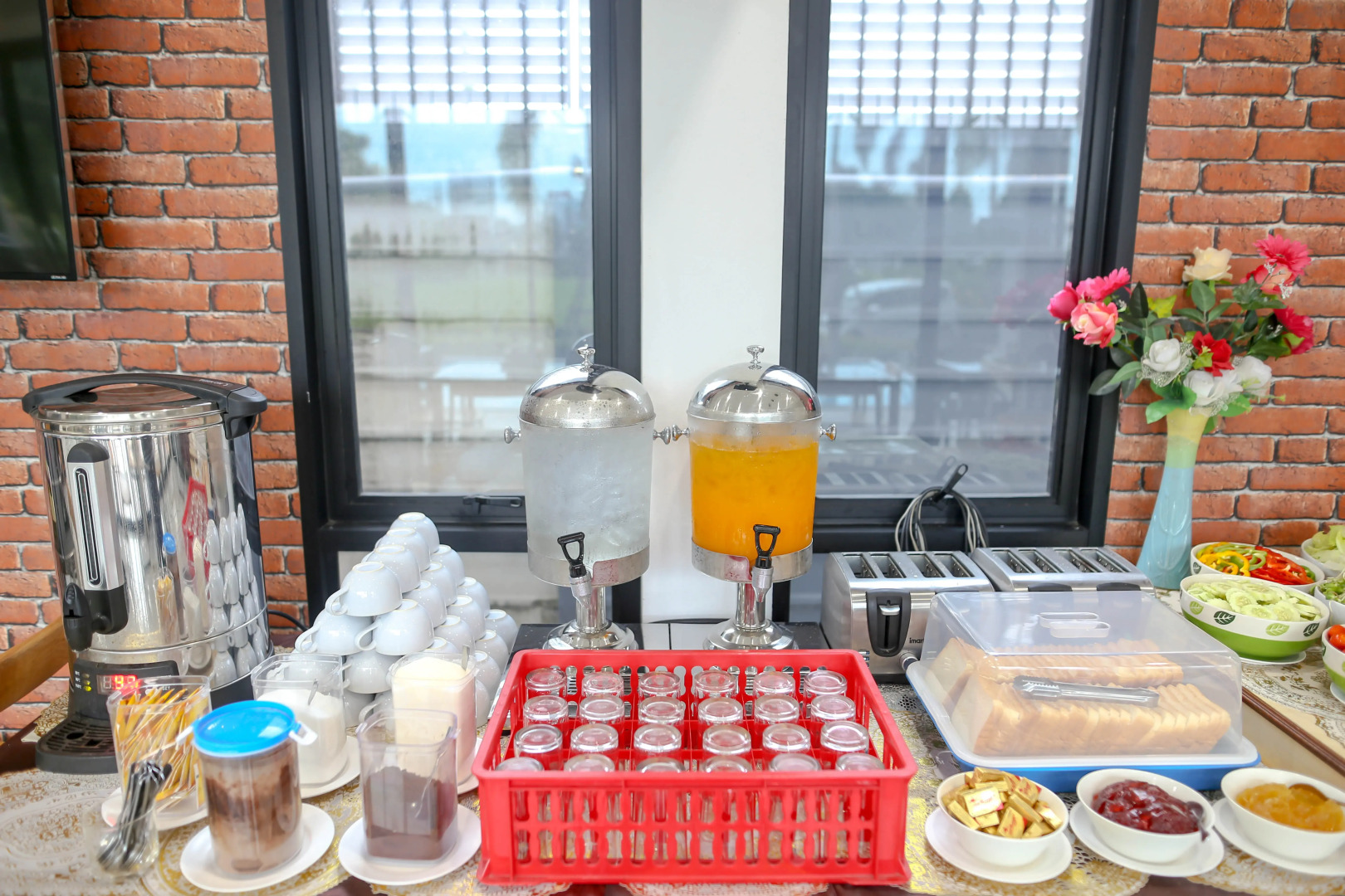 Отель Life Grand Chiang Mai