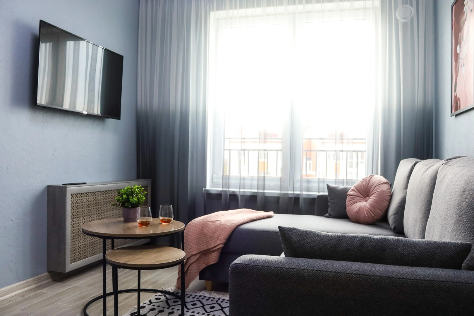 Двухкомнатные апартаменты Pro.apartment на Римской