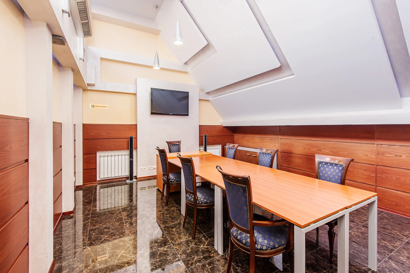 Отель Агора