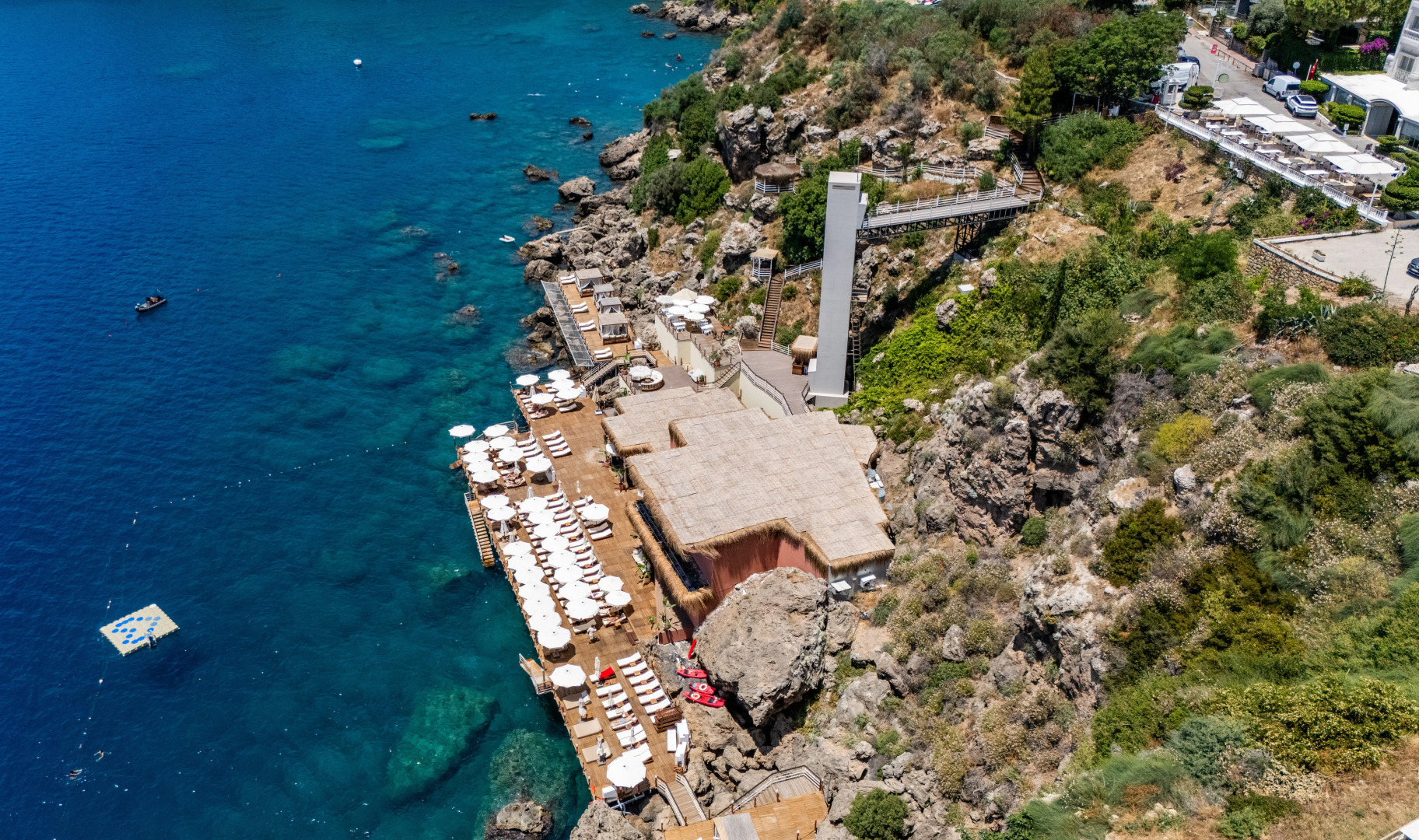 La Boutique Hotel & Suites (Adult Only 16+)