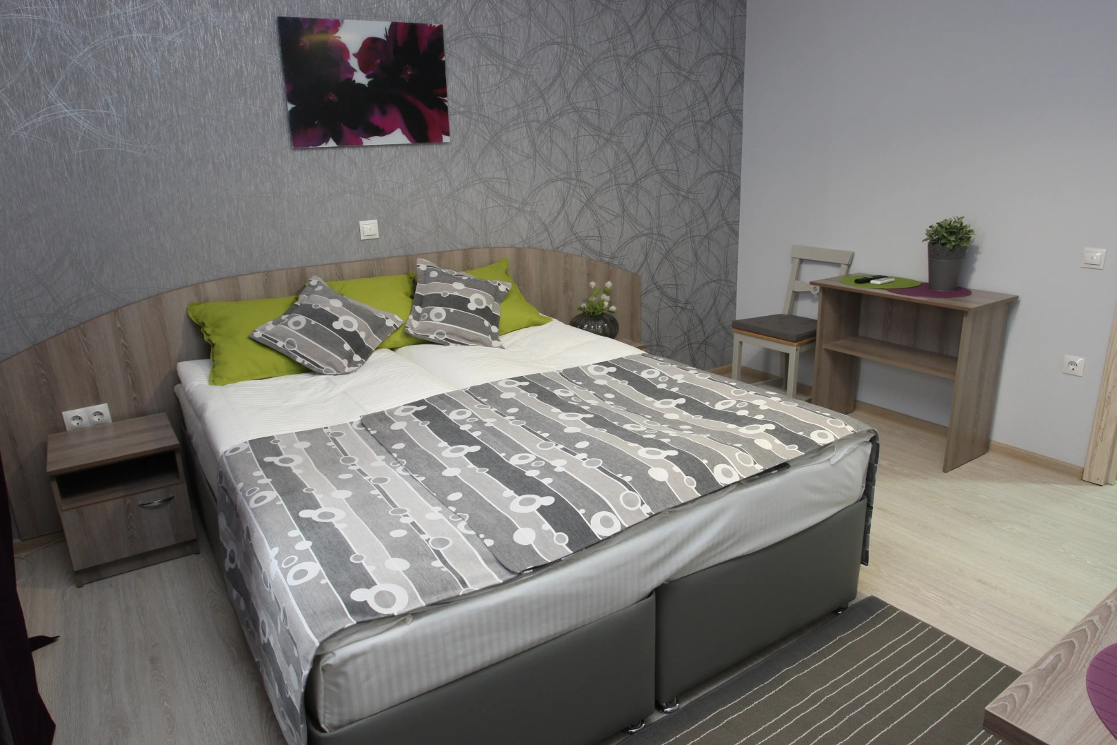 Отель Локация