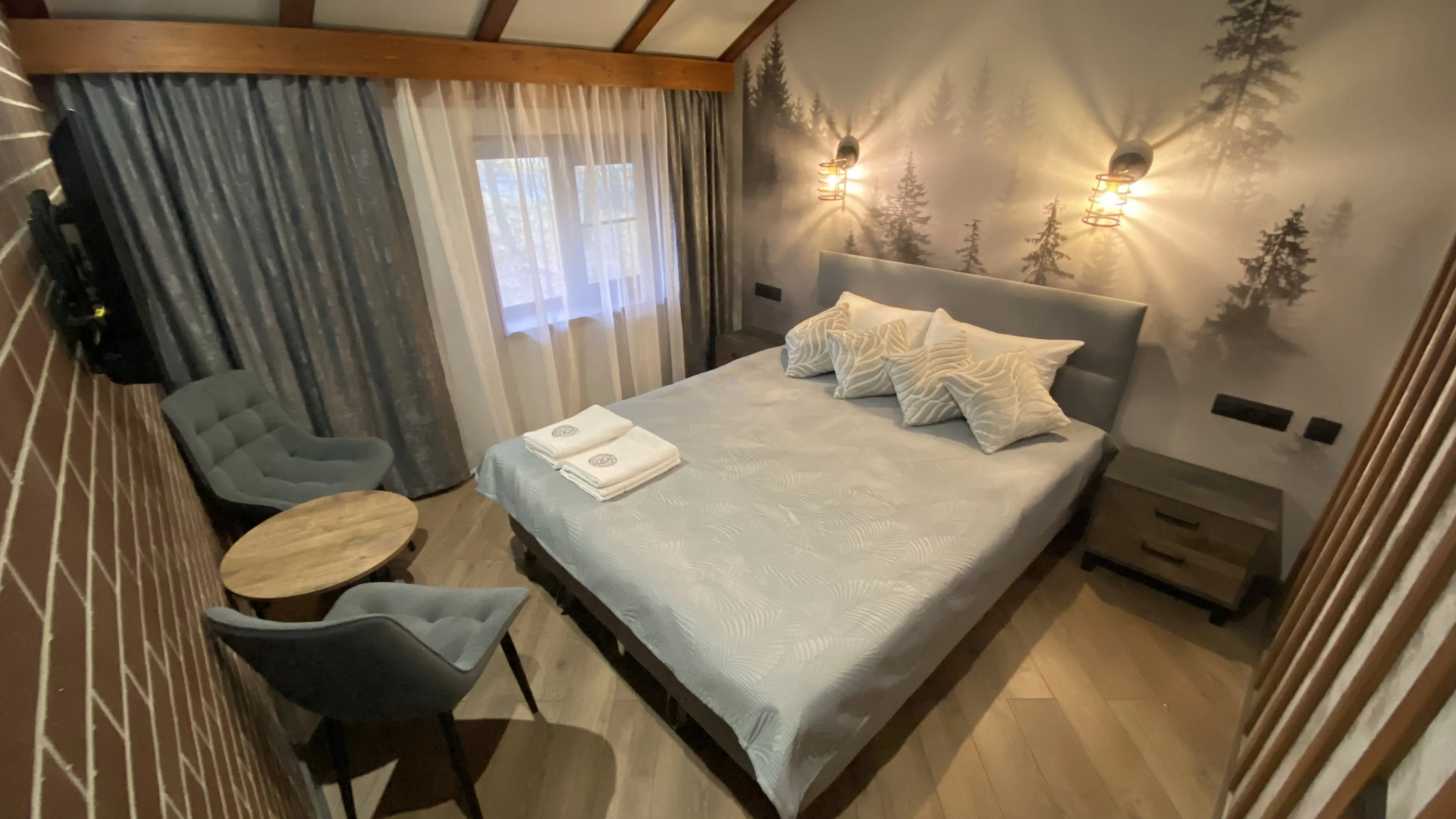 Апартаменты студия ВИП 4 Дворик Друзей