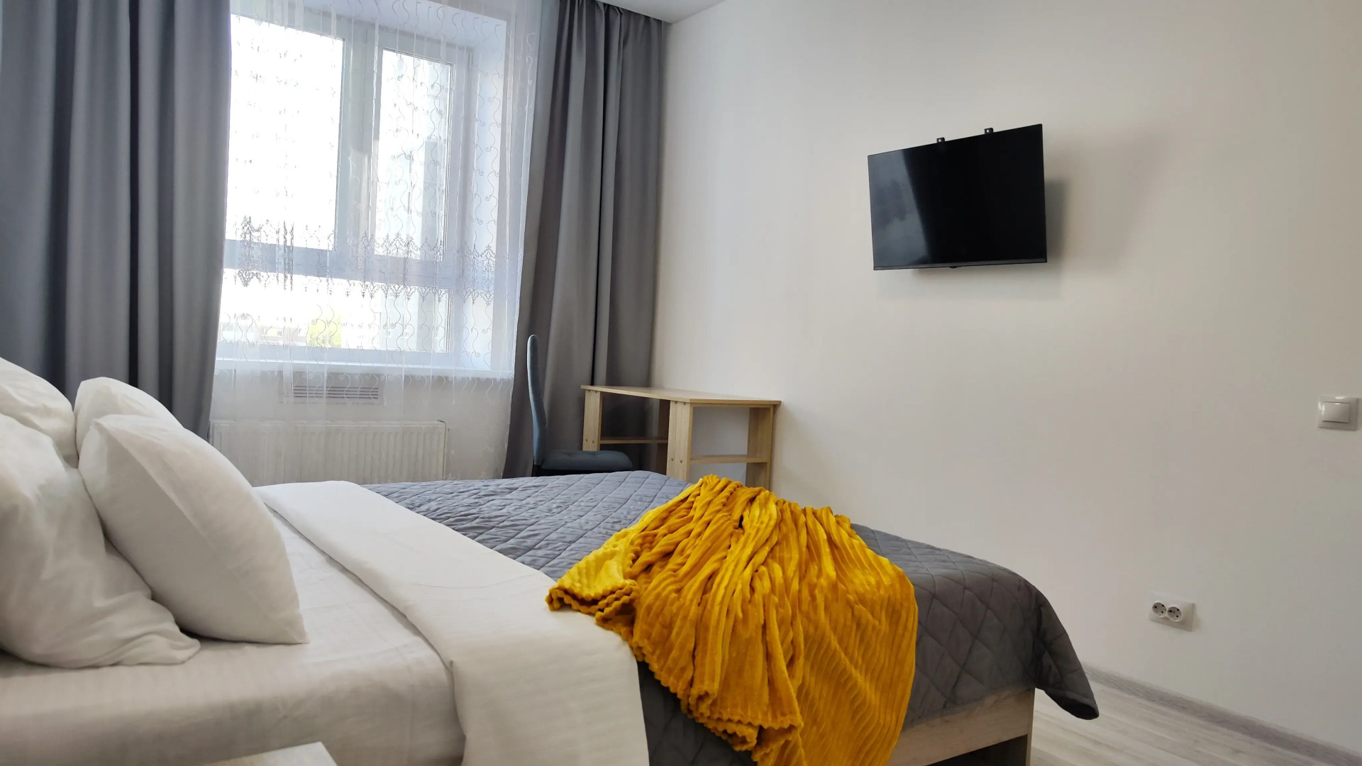 Апартаменты Panda Home возле озера