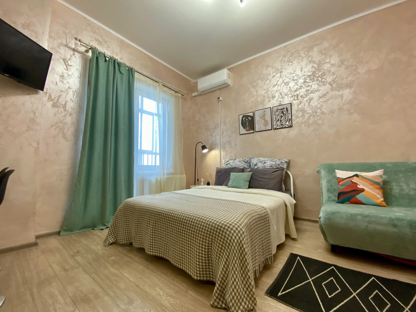 Квартира на 25 этаже с красивым видом на город