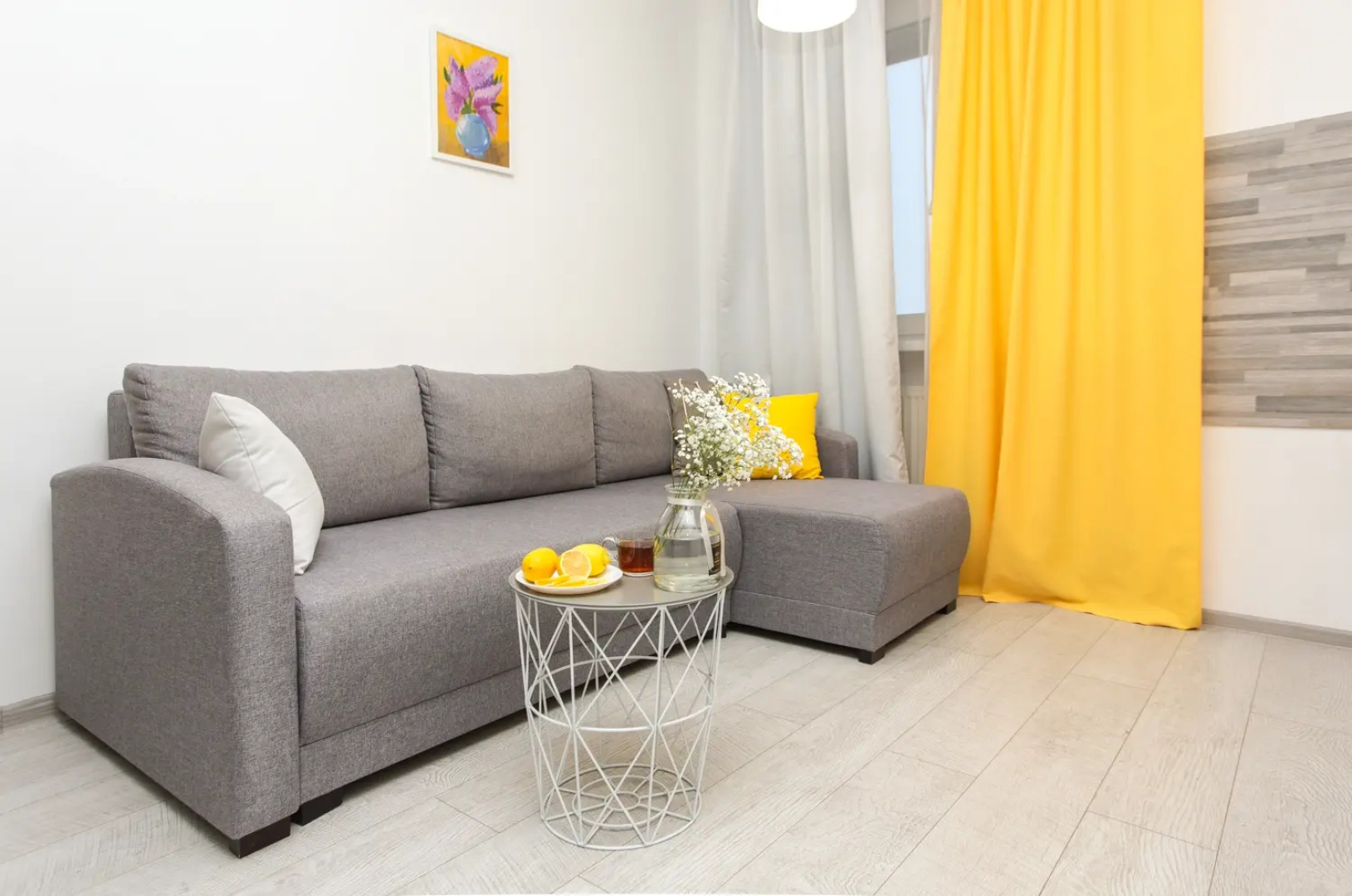 Квартира Apartic на набережной озера