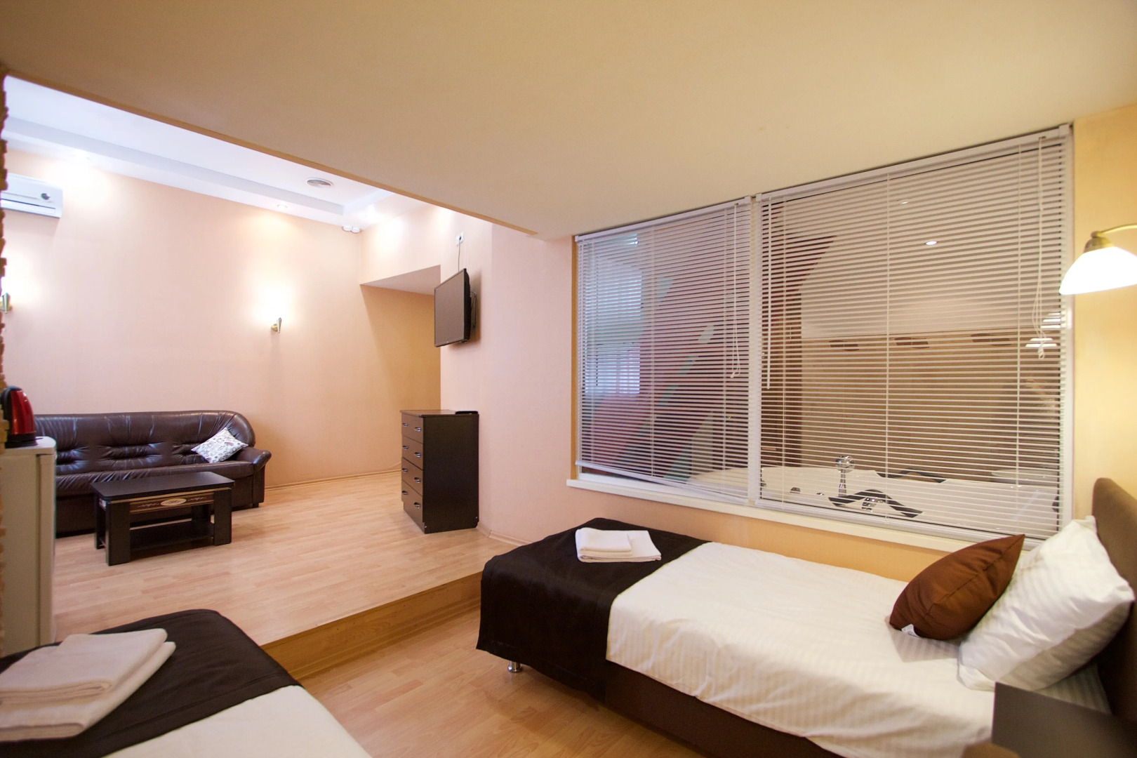 Отель Автодвор