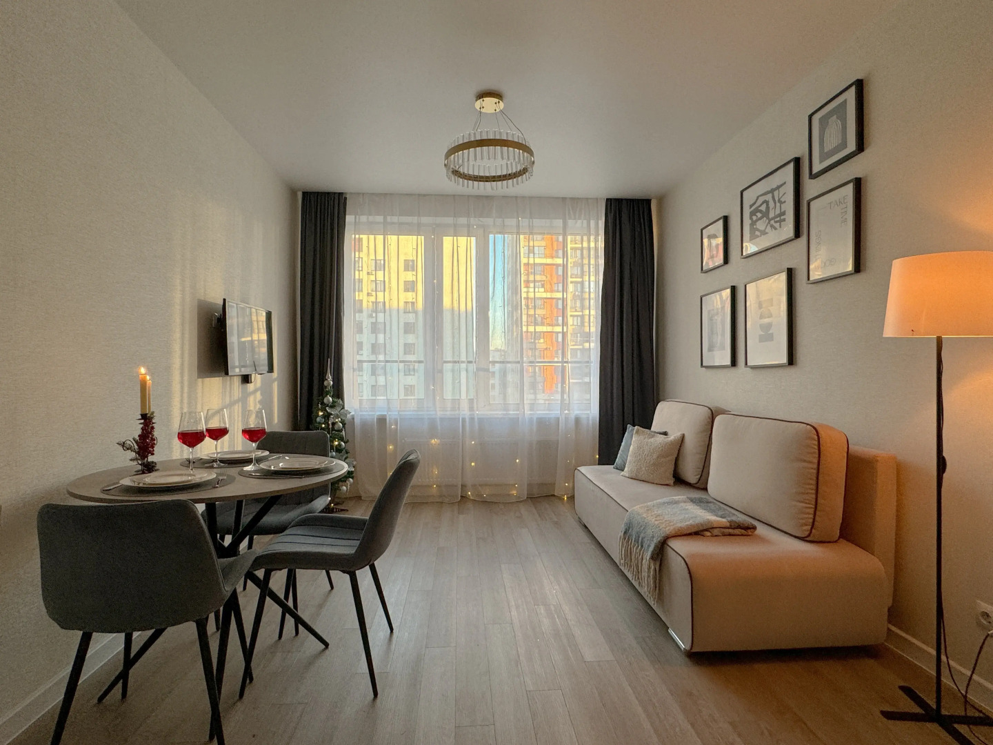 Квартира Евродвушка в пяти минутах от Аквапарка Лето Лето