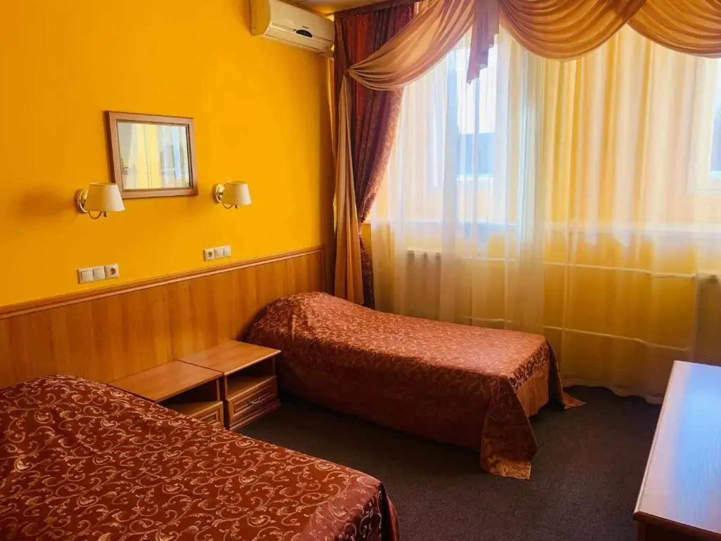 Гостиничный комплекс История