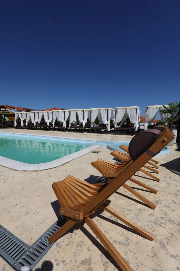 Отель Alexander Resort