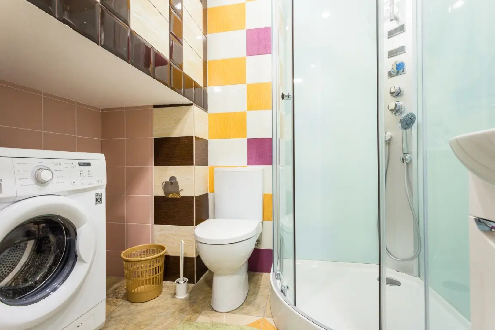 Апартаменты LeoHotels на 4 Советской 8