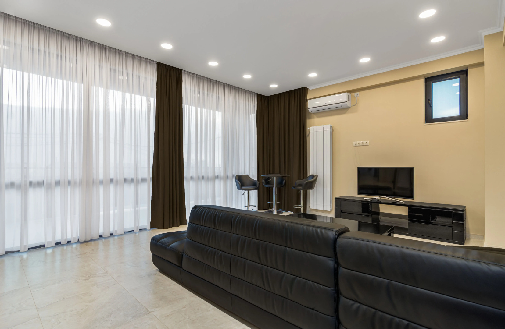 Отель Alexandria