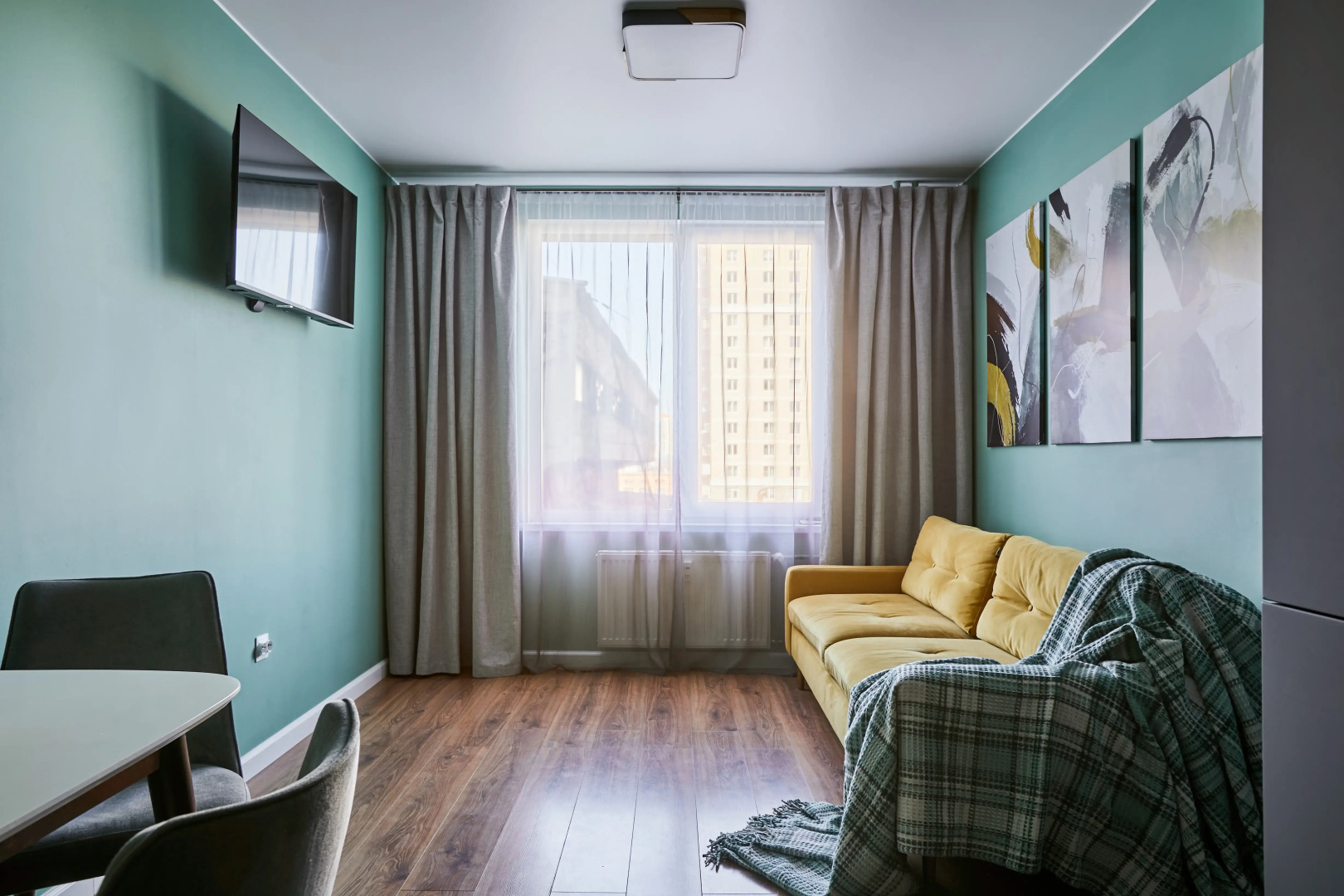 Апартаменты Happy Family от Apartments & Stories