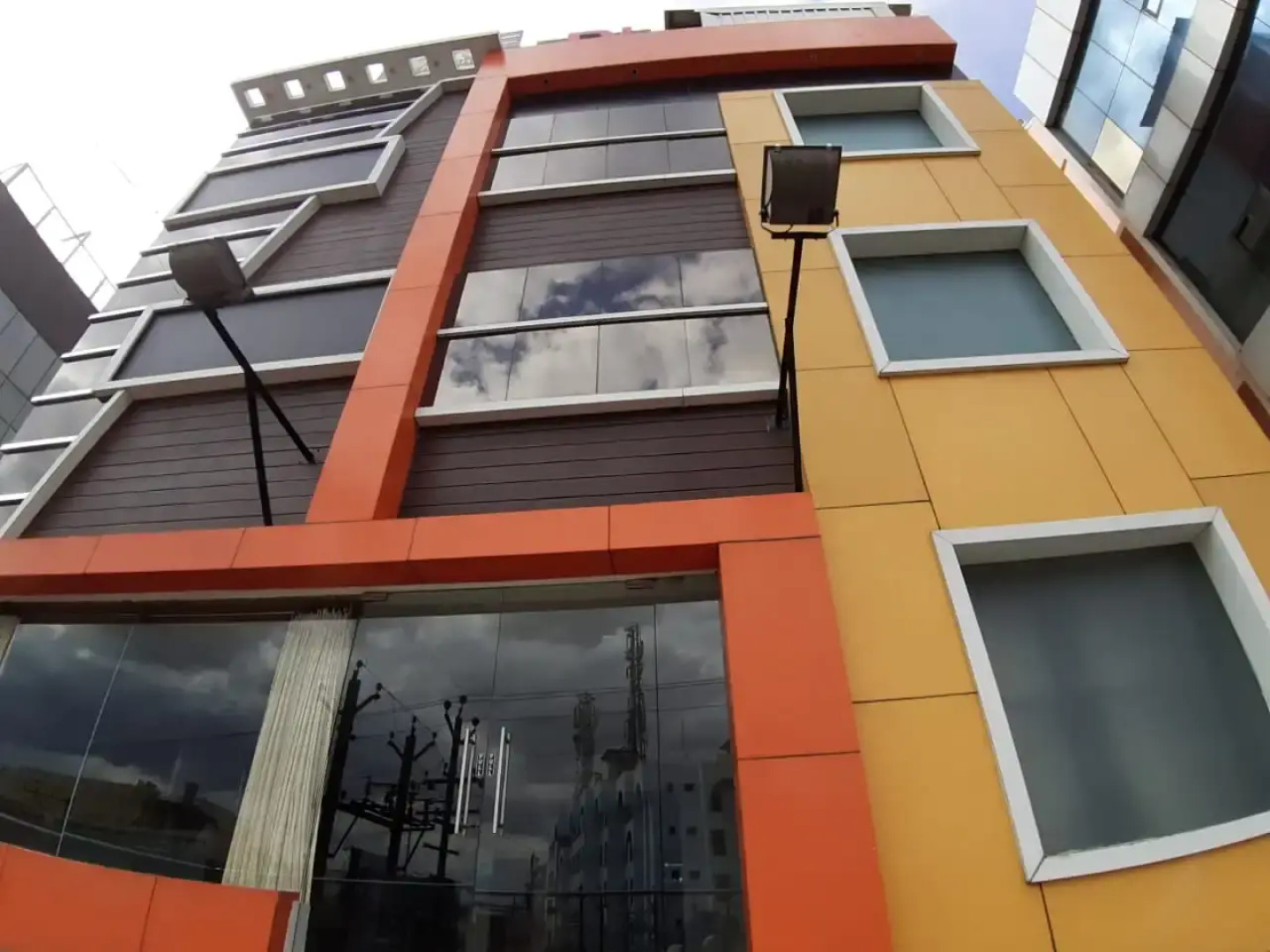 Отель D Park Inn Annexe