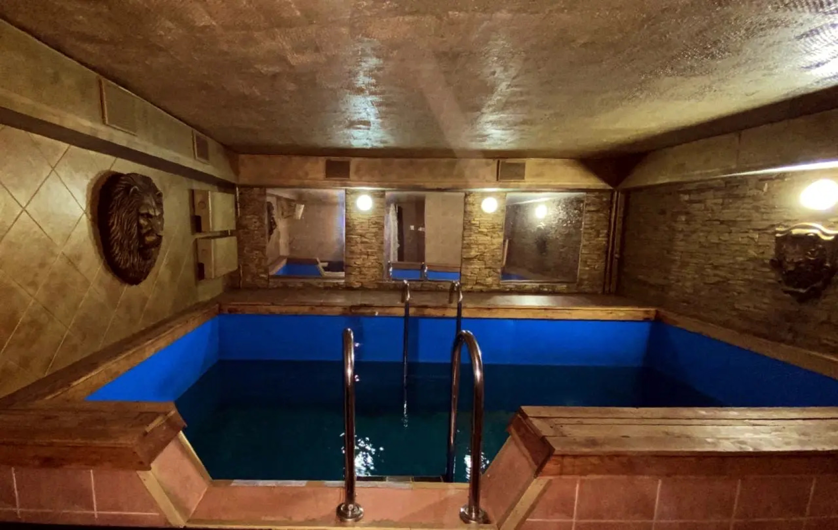 Гостиничный Комплекс Золотое Крыло