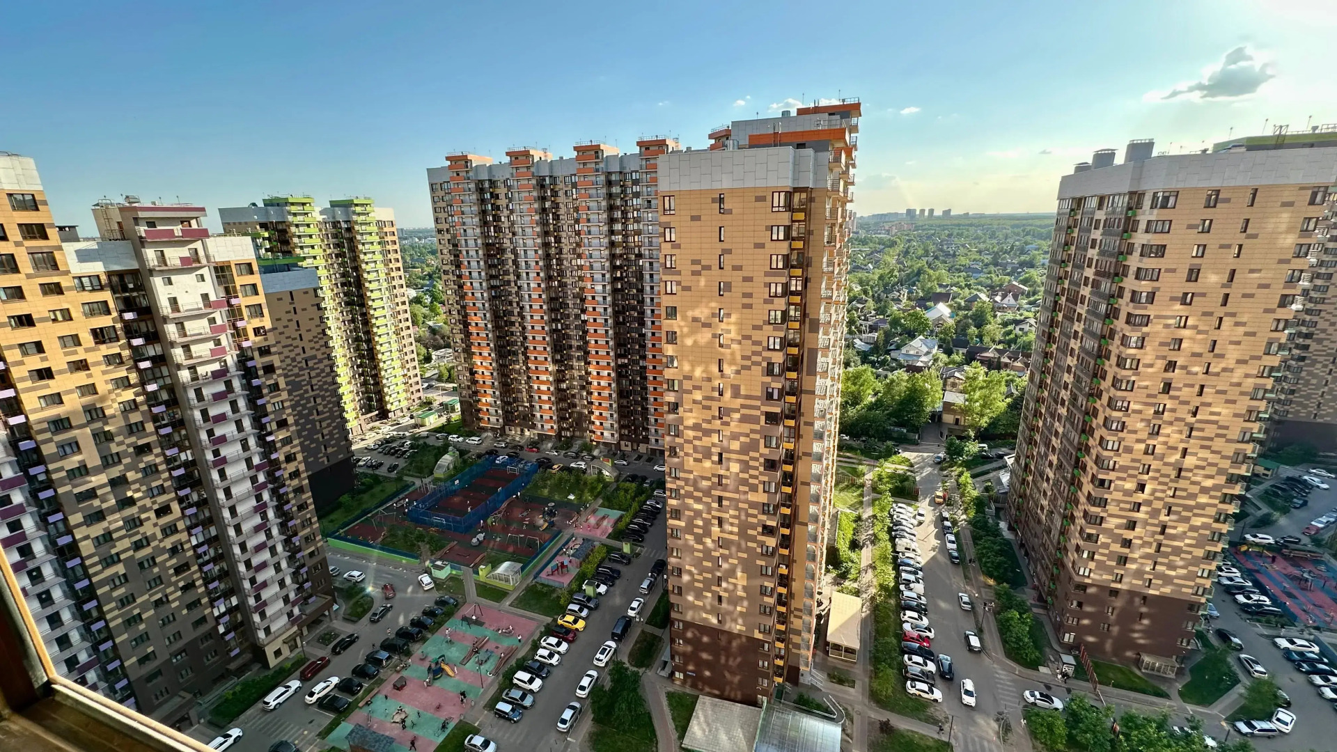 Апартаменты Истоман 2+2 в спальном районе