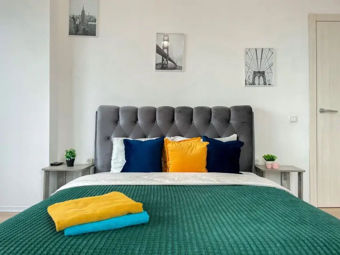 Апартаменты Sunny Days Apartment Оранж Парк 13