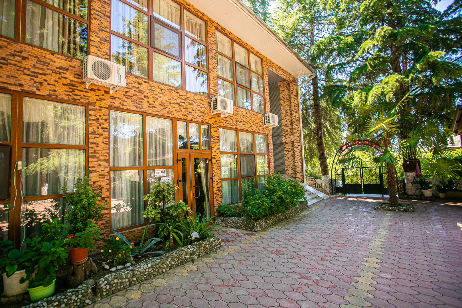 Отель Гости Кавказа Цандрипш