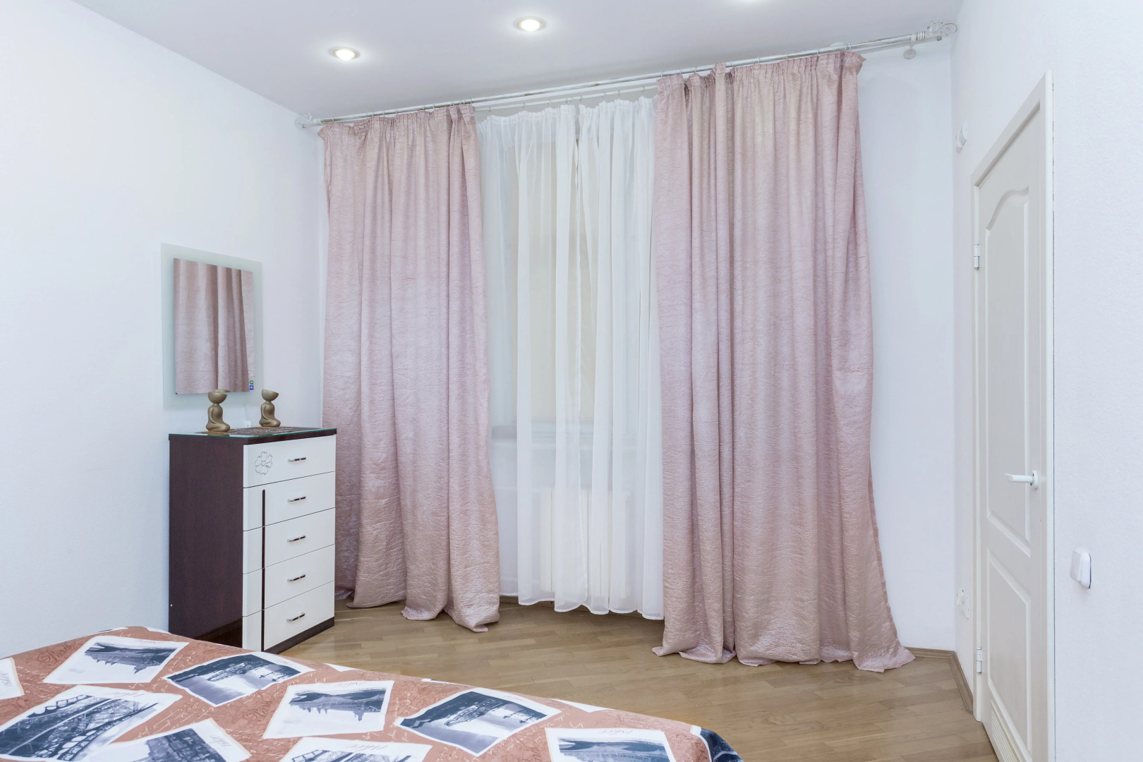 Апартаменты на Карла Маркса 8