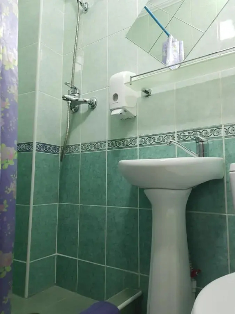 Отель Тахар