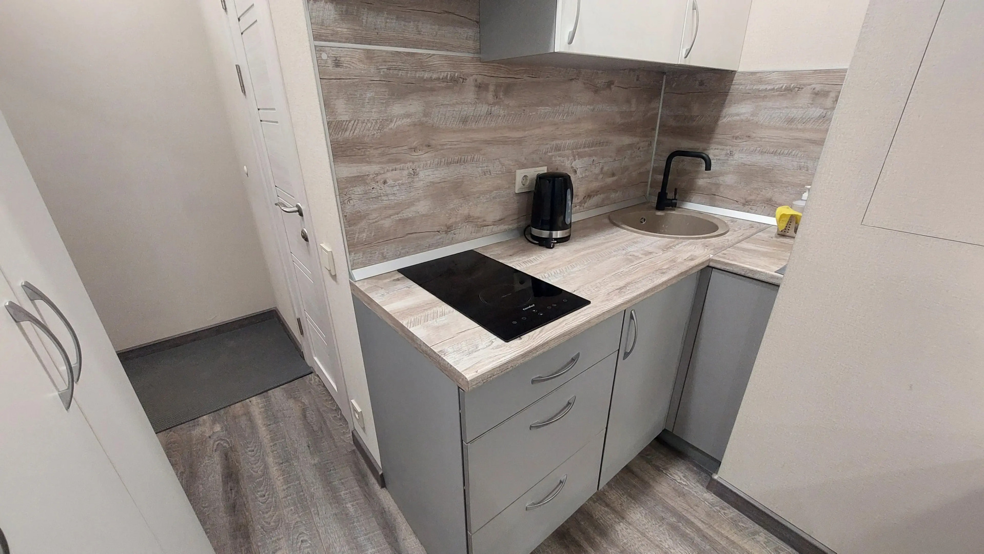 Апартаменты СВ Жираф студия 1