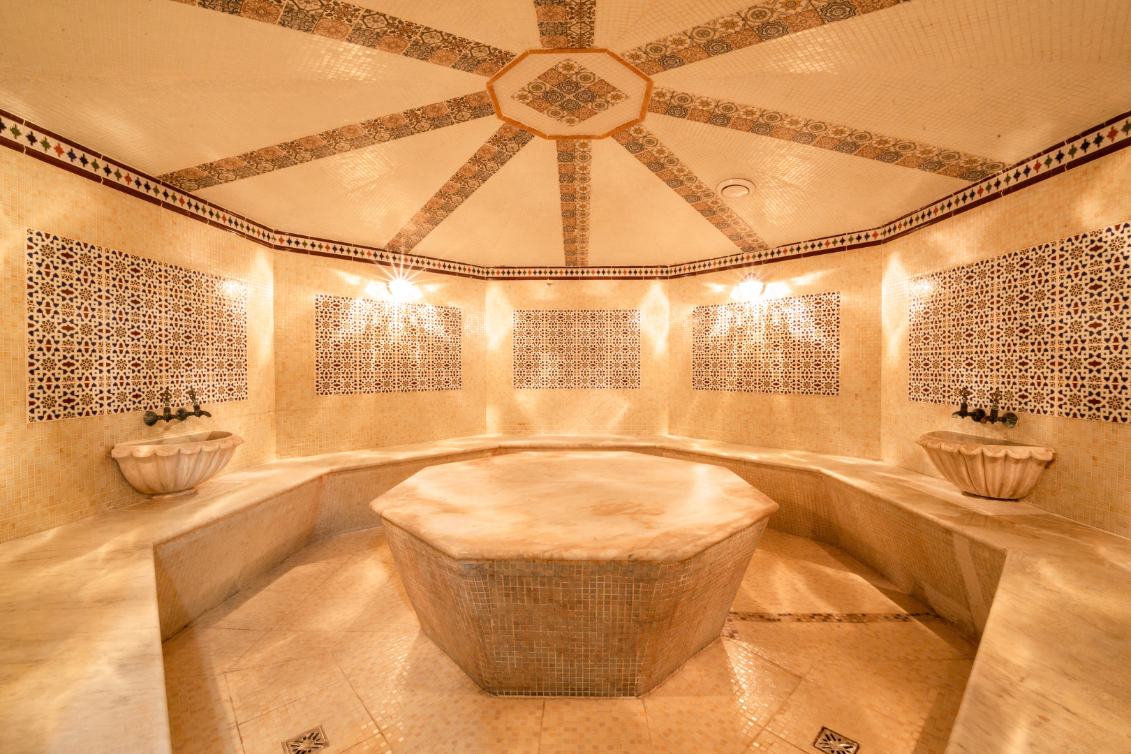 Загородный комплекс Тропикана Парк