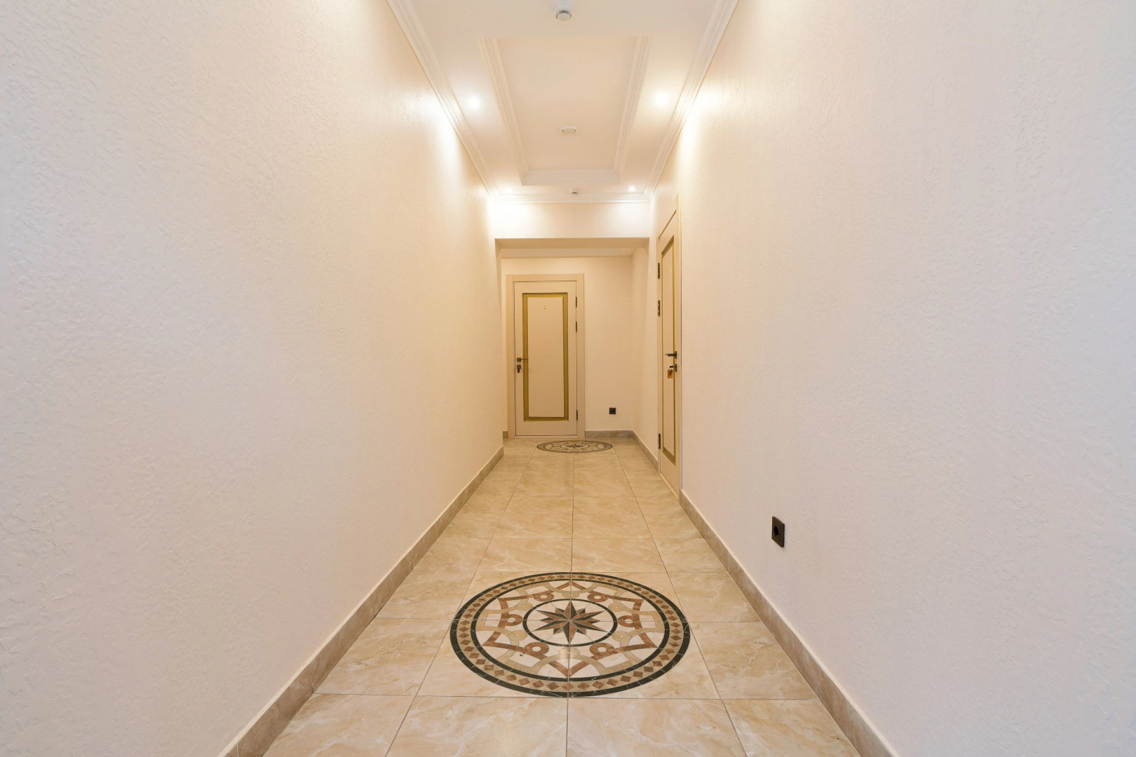 Отель Фараон