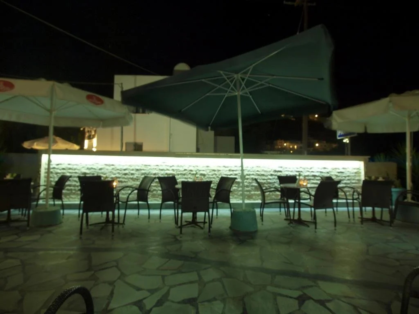 Отель Serifos Beach