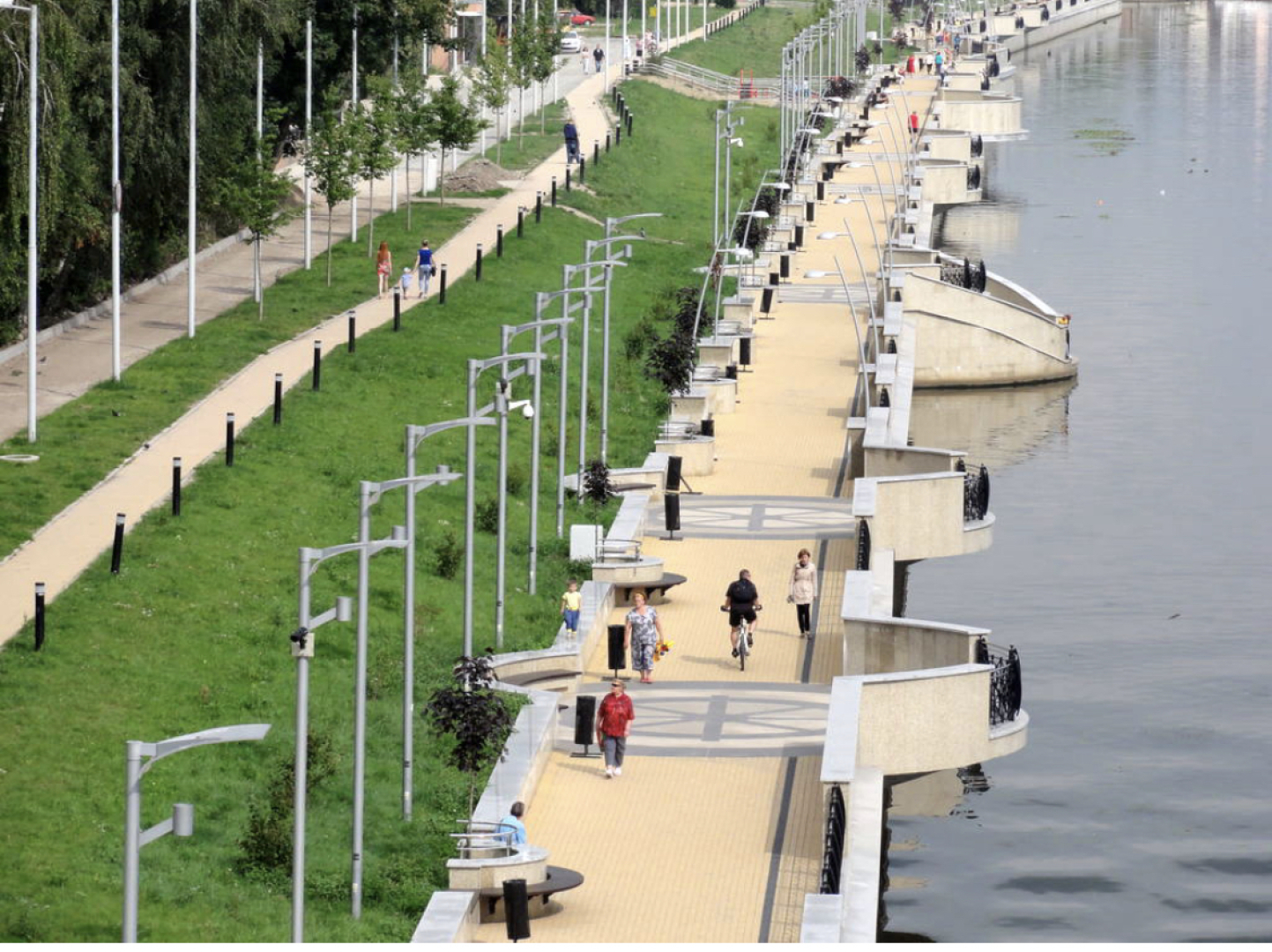 Апартаменты на Трибуца с видом на реку